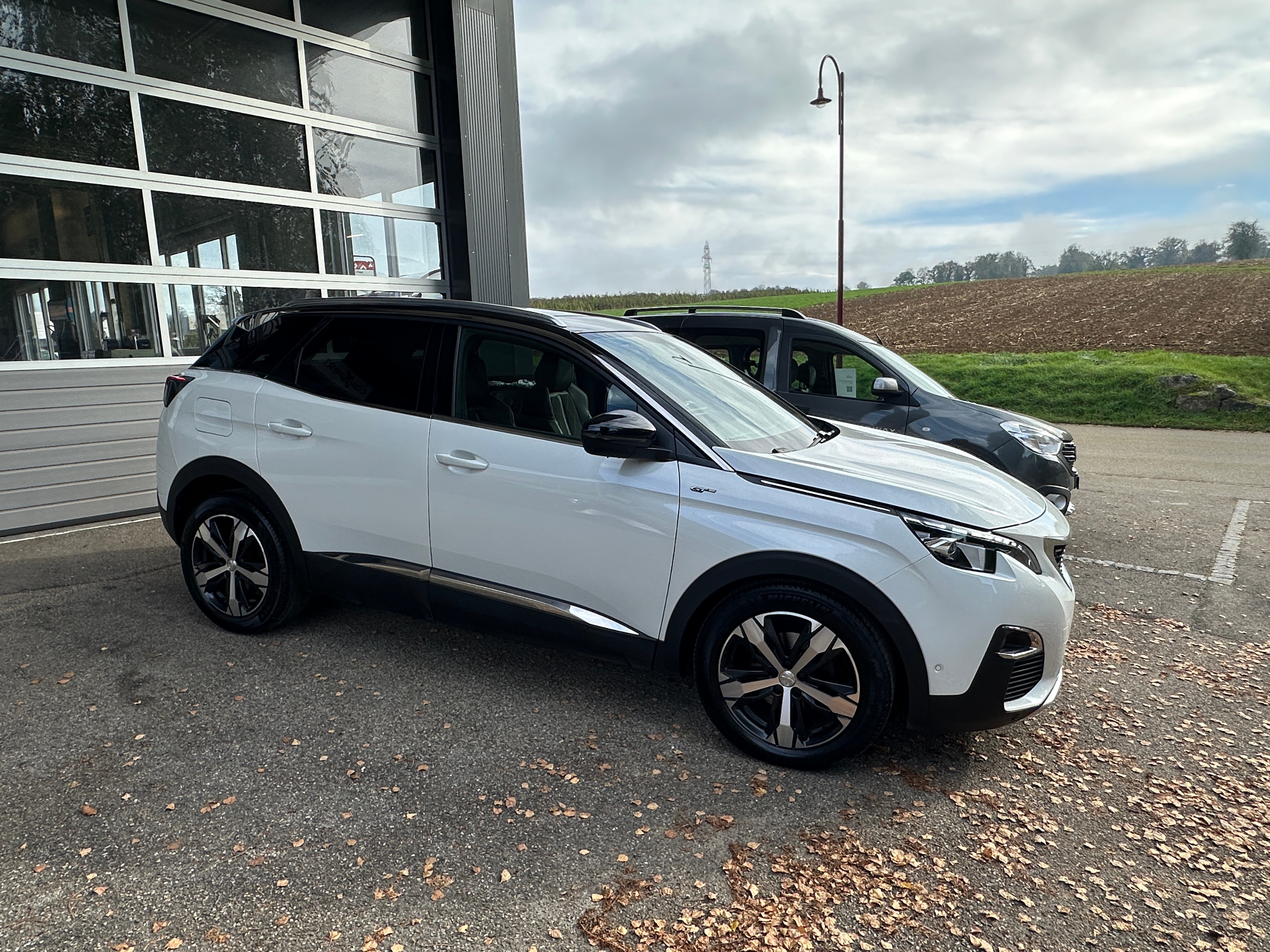 PEUGEOT 3008 2.0 BlueHDi GT EAT