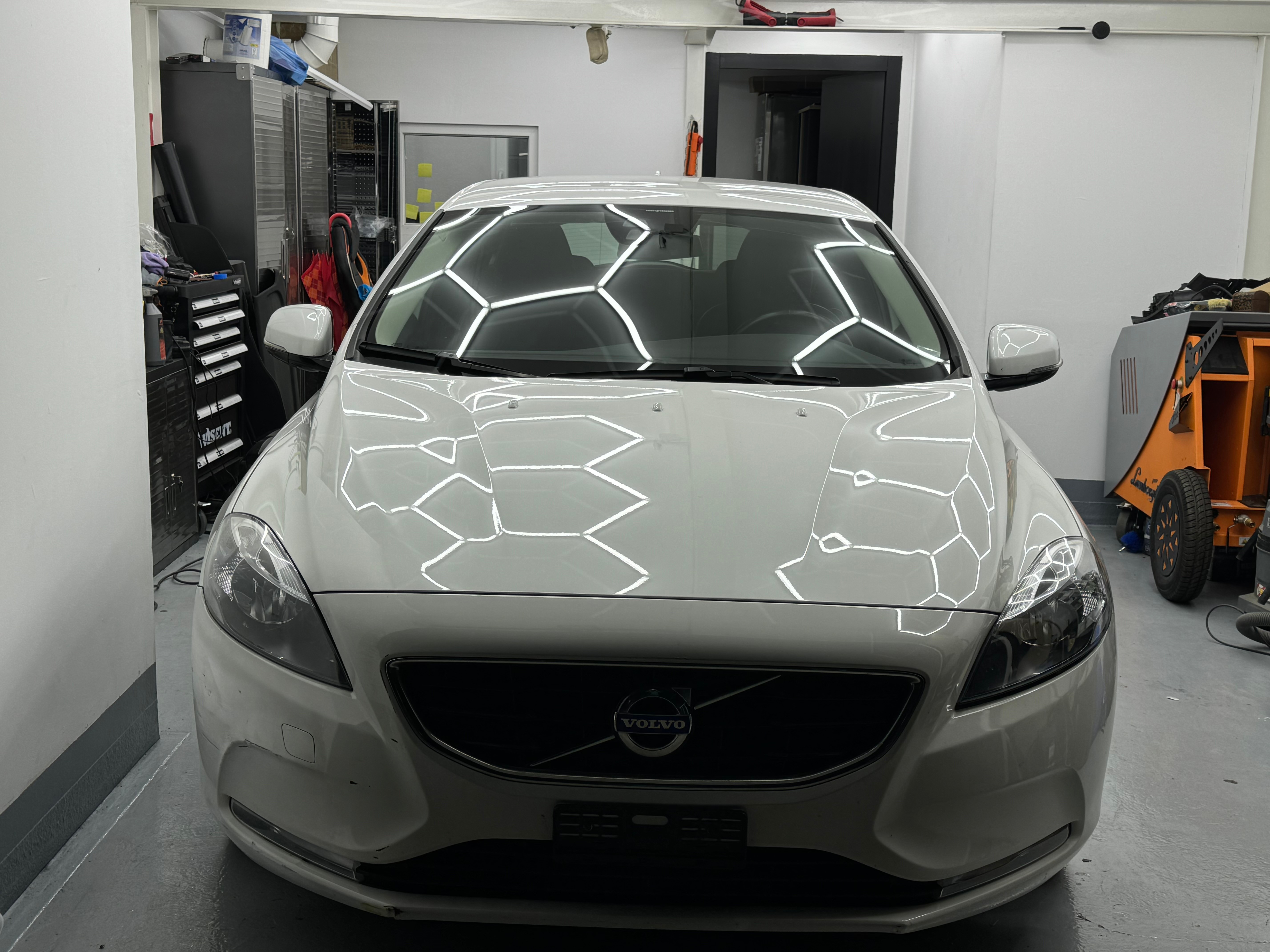 VOLVO V40 D3 Momentum Geartronic