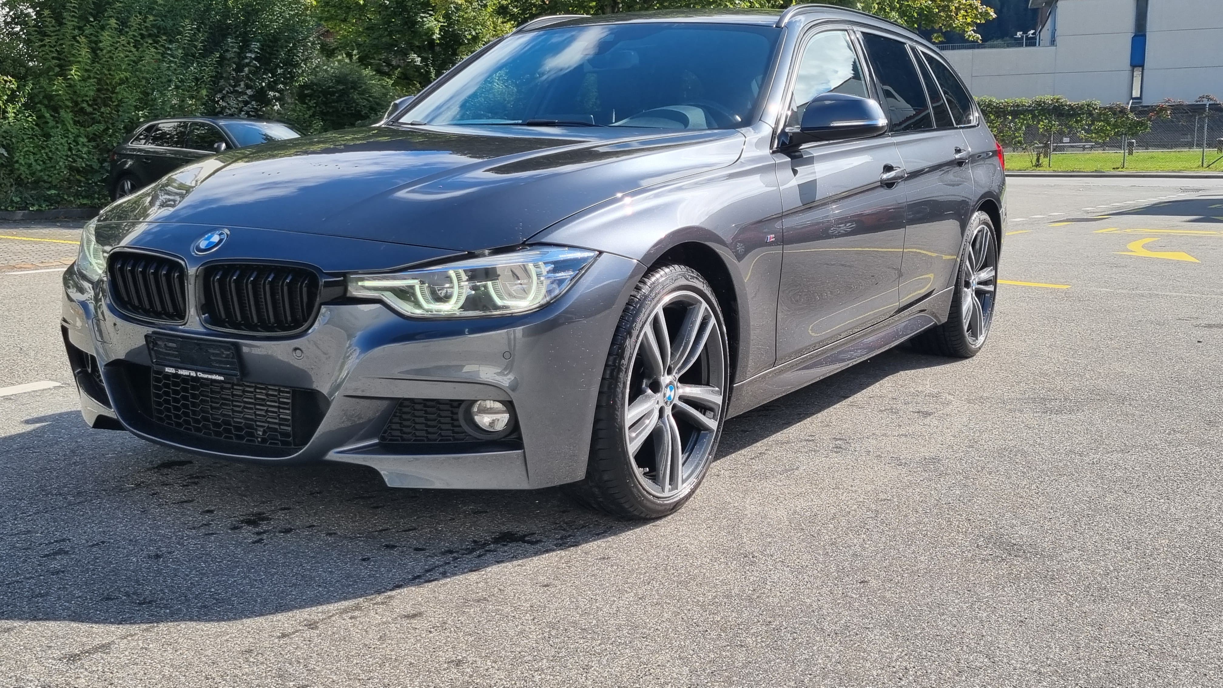 BMW 320d xDrive Touring M Sport Line Steptronic