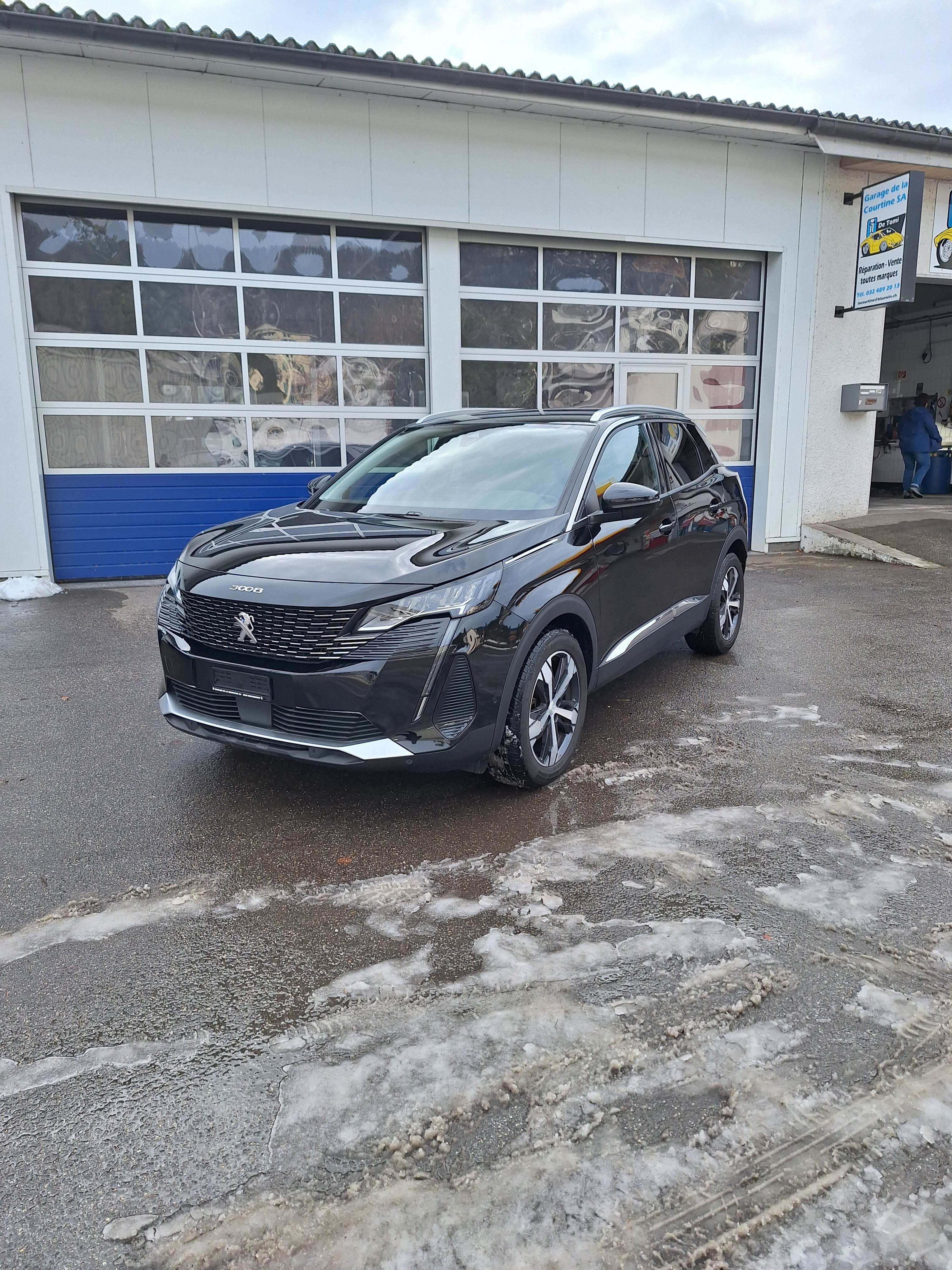 PEUGEOT 3008 1.2 PureTech Allure Pack EAT8