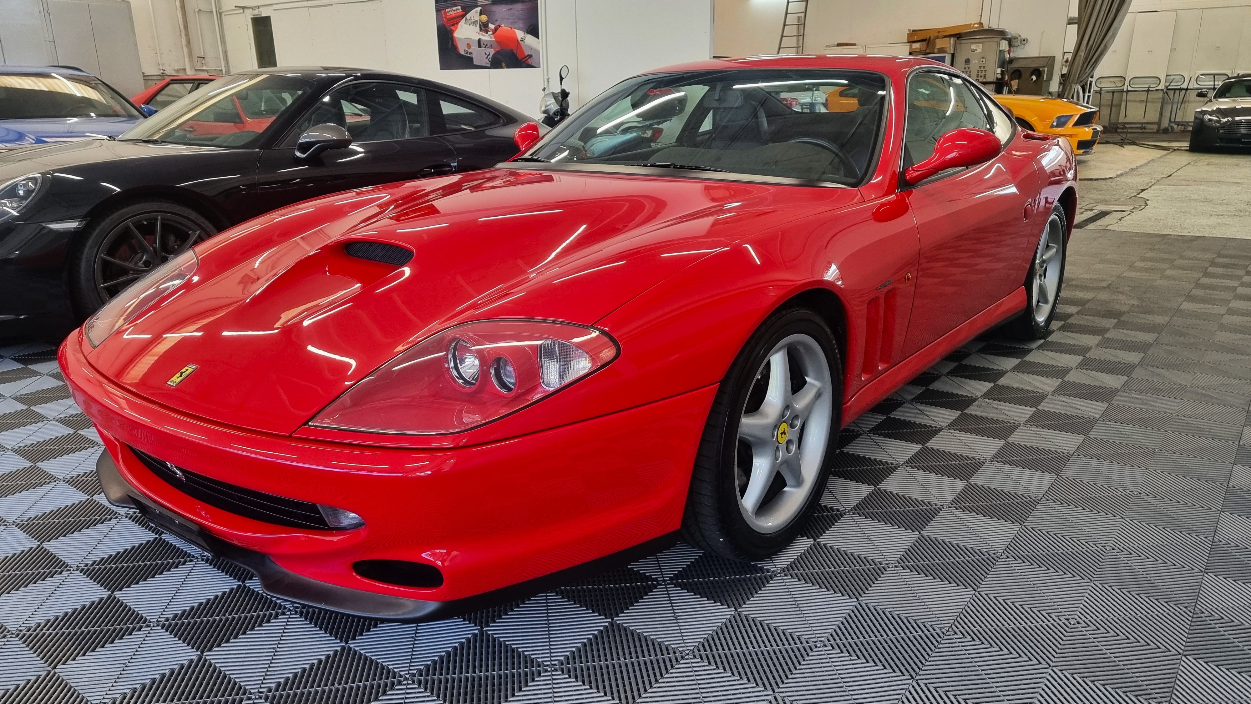 FERRARI F550 Maranello