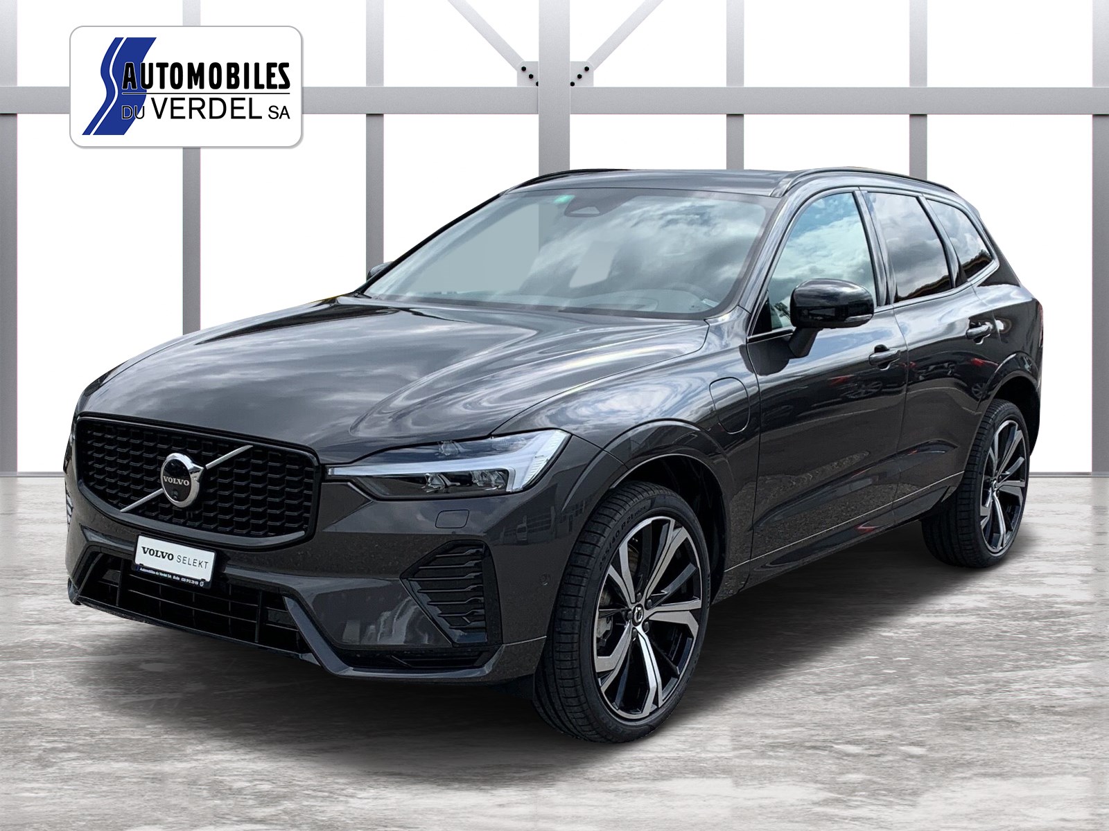 VOLVO XC60 2.0 T8 TE Ultimate Dark eAWD