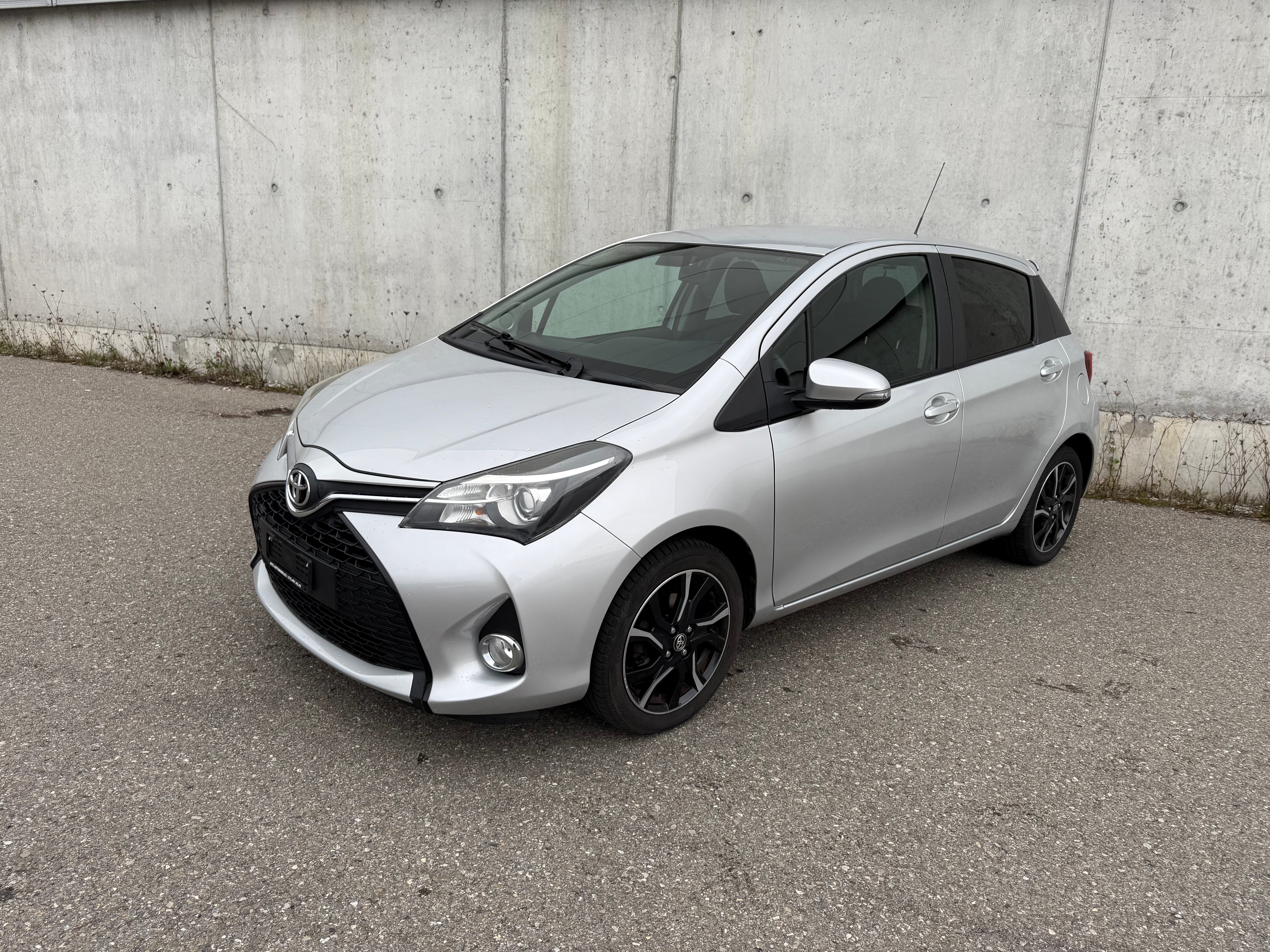 TOYOTA Yaris 1.33 Style