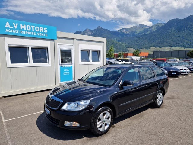 SKODA Octavia Combi 2.0 TDI Twenty20 4x4 DSG