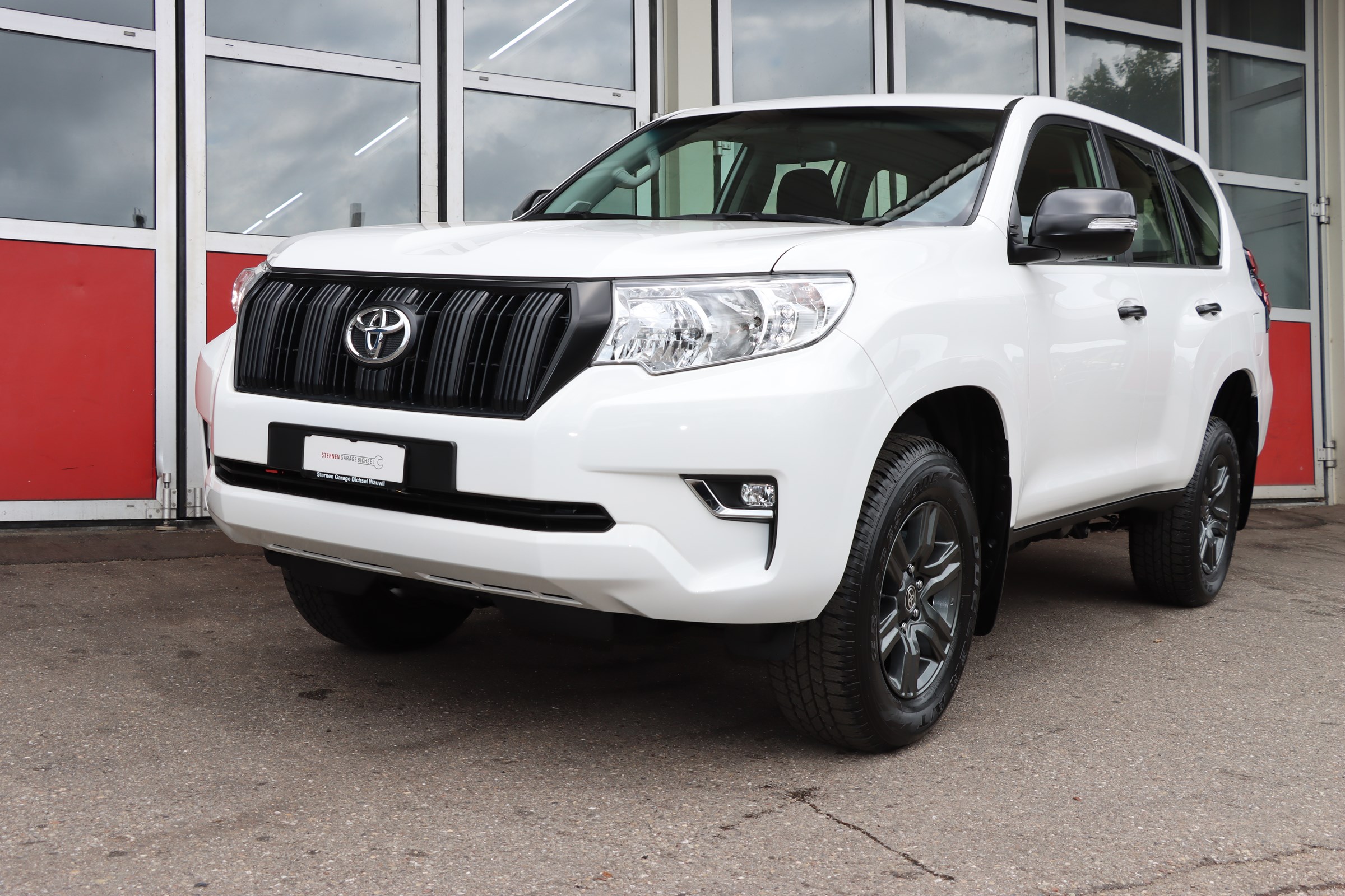 TOYOTA Land Cruiser 2.8TD Active