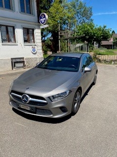 MERCEDES-BENZ A 200