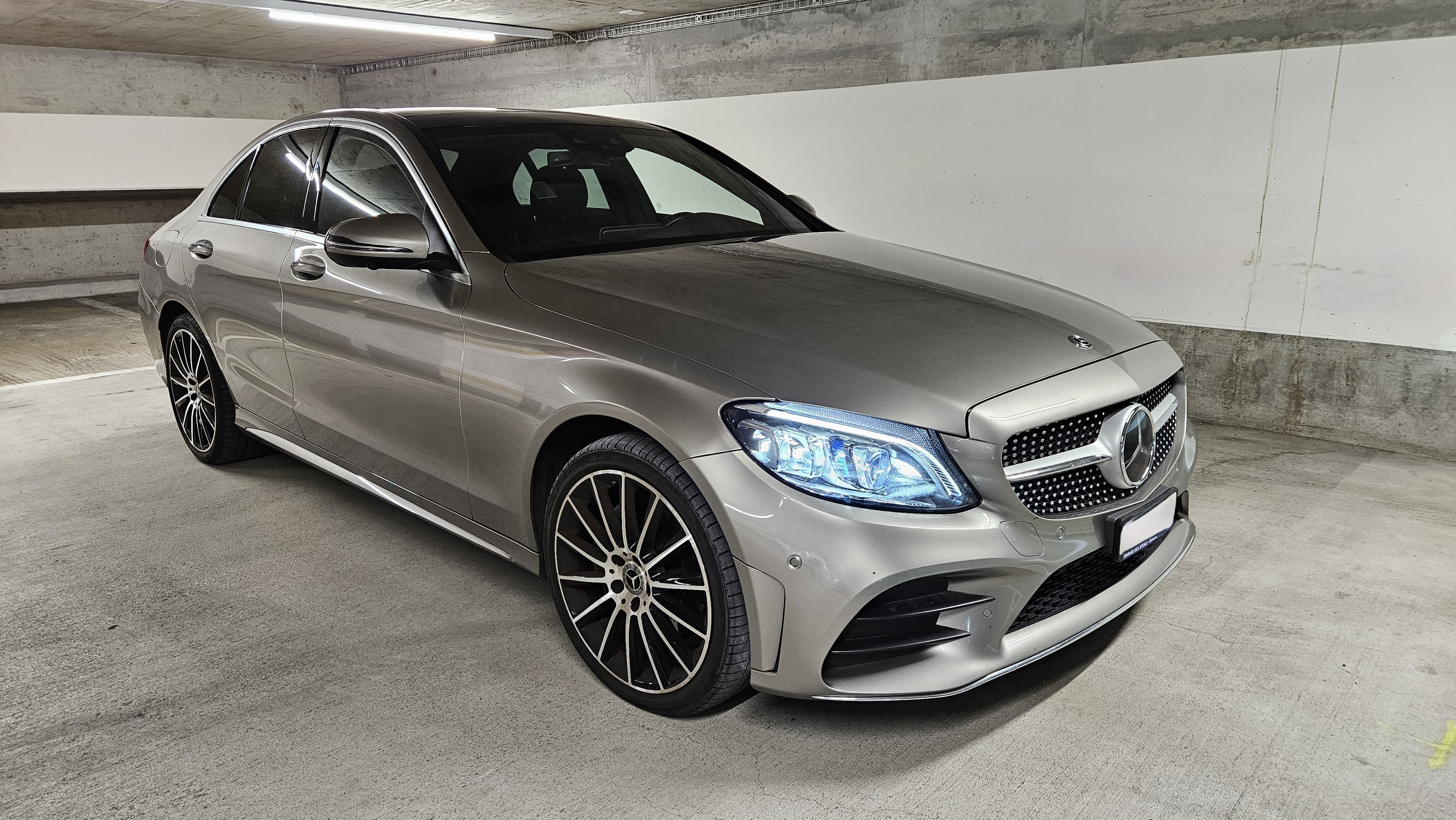 MERCEDES-BENZ C 200 AMG Line 4Matic 9G-Tronic