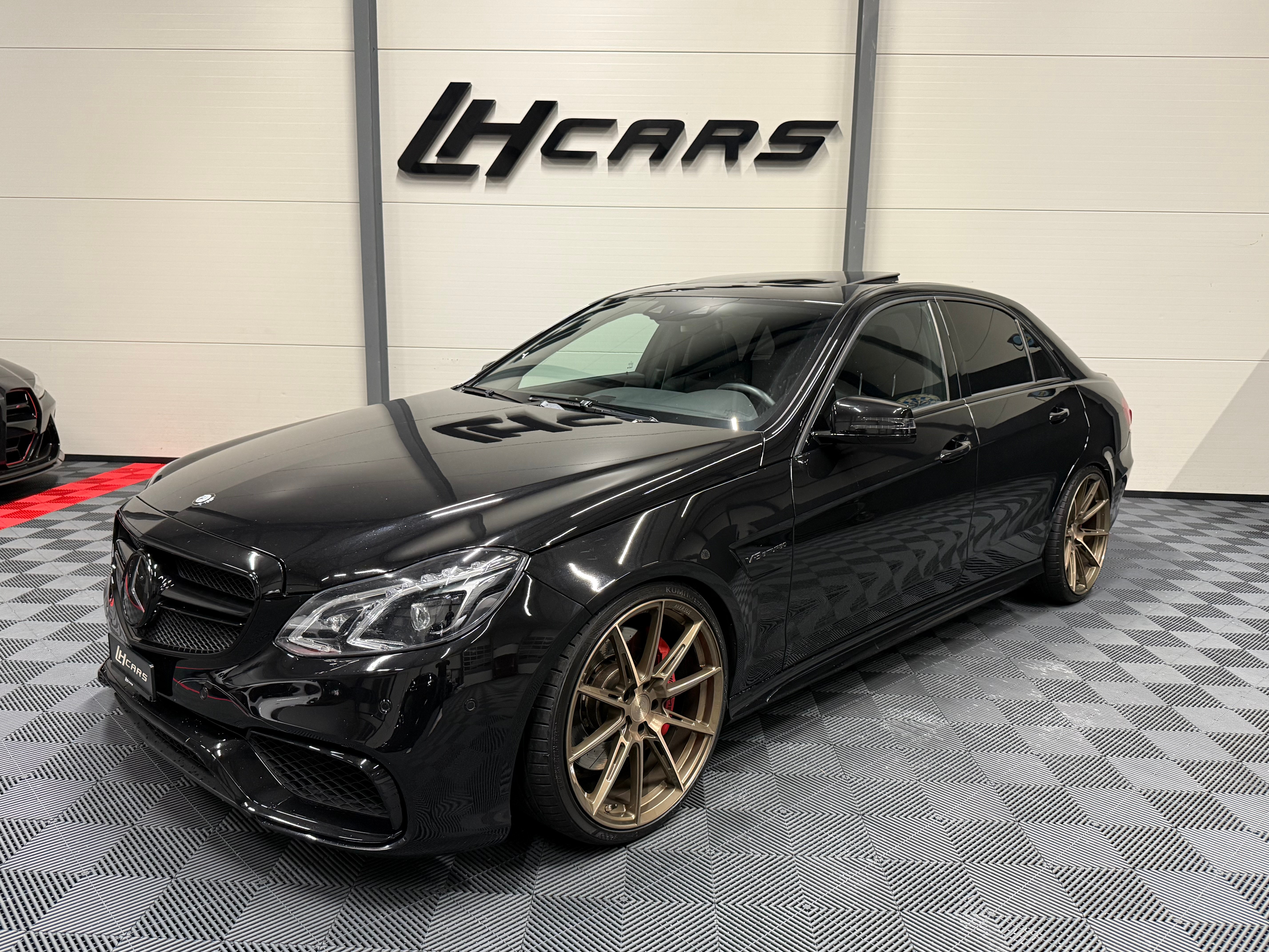 MERCEDES-BENZ E 63 AMG S 4Matic