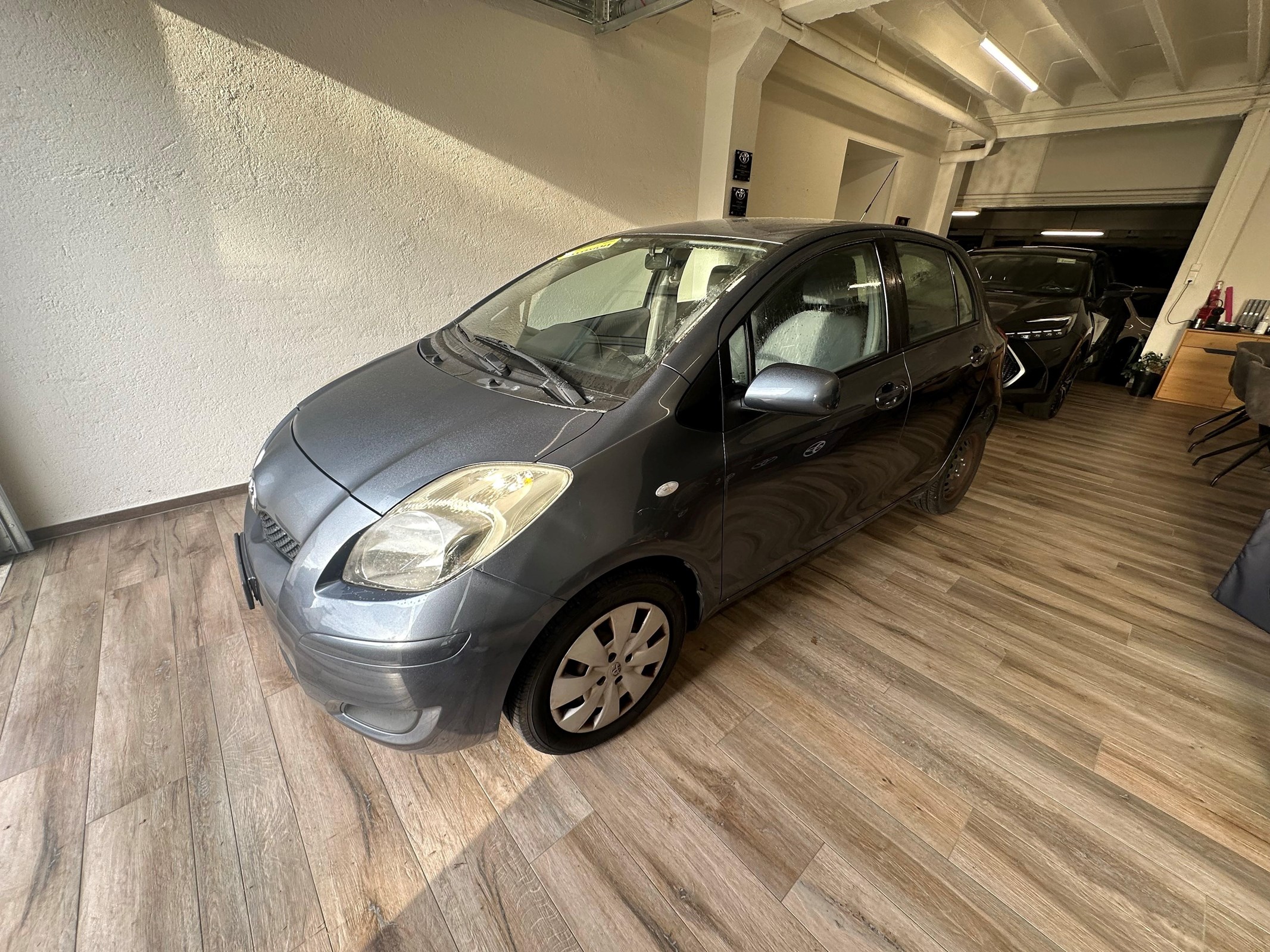 TOYOTA Yaris 1.33 VVT-i Linea Luna MM