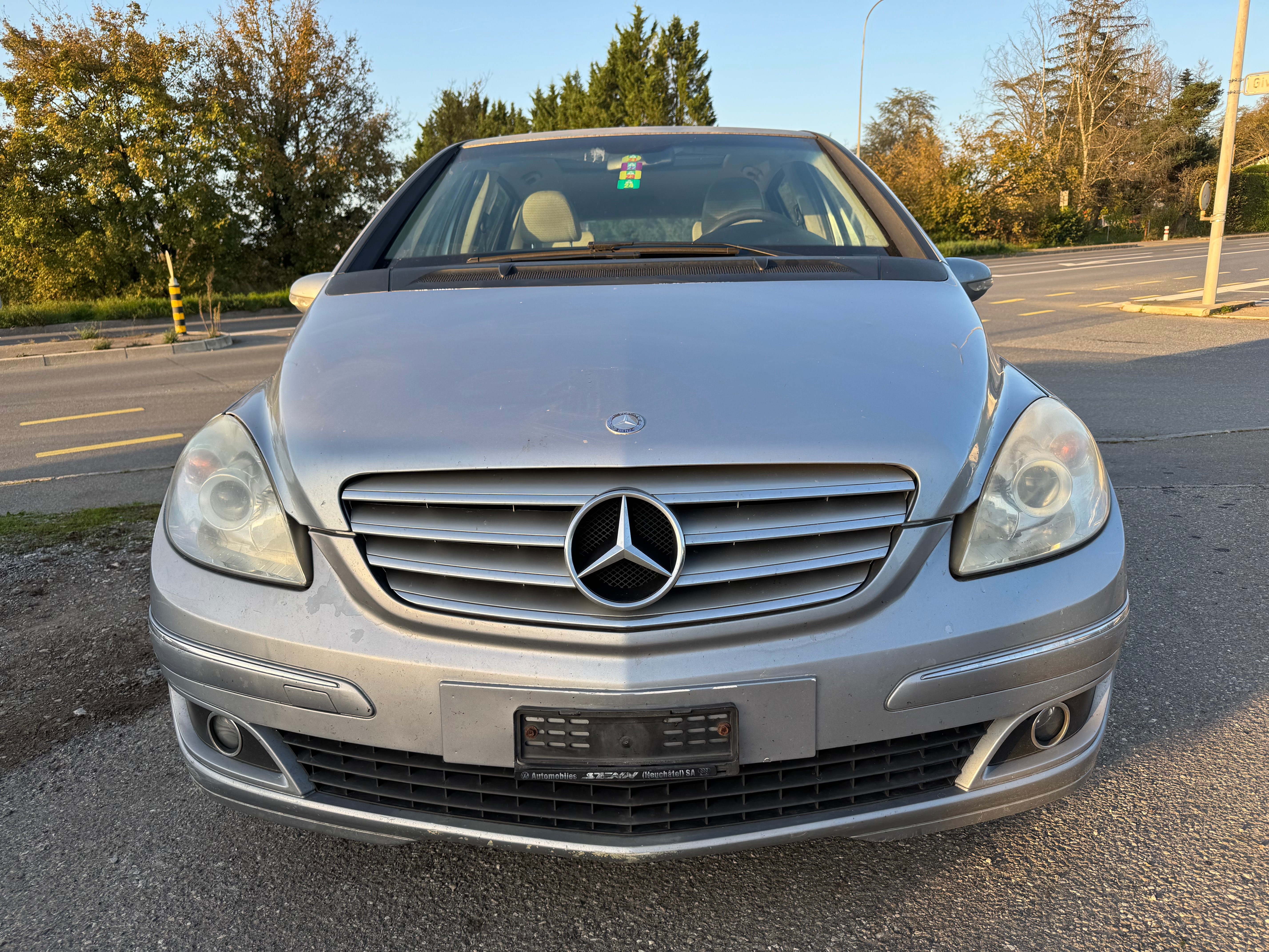 MERCEDES-BENZ B 200