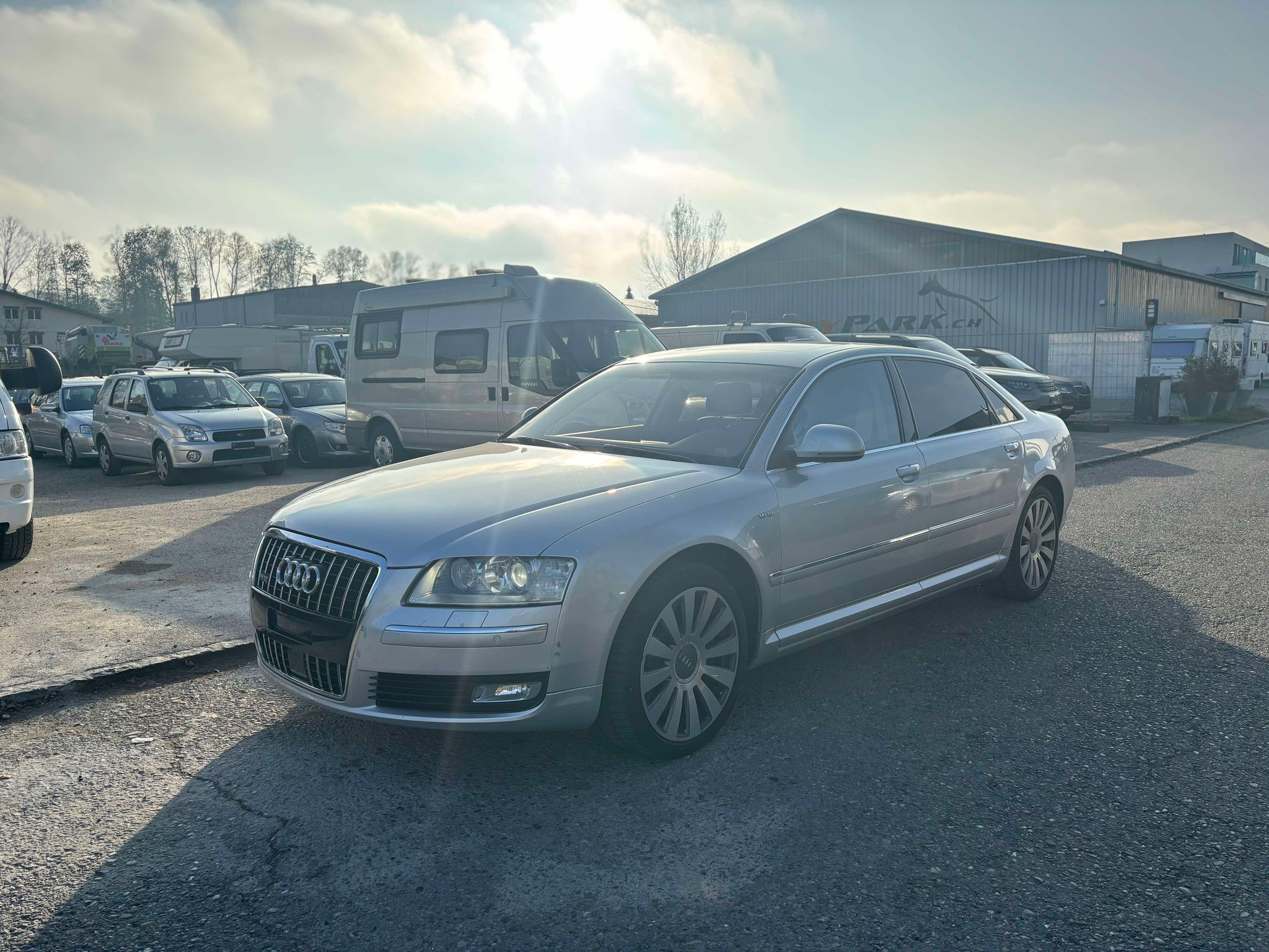 AUDI A8 L 6.0 quattro tiptronic