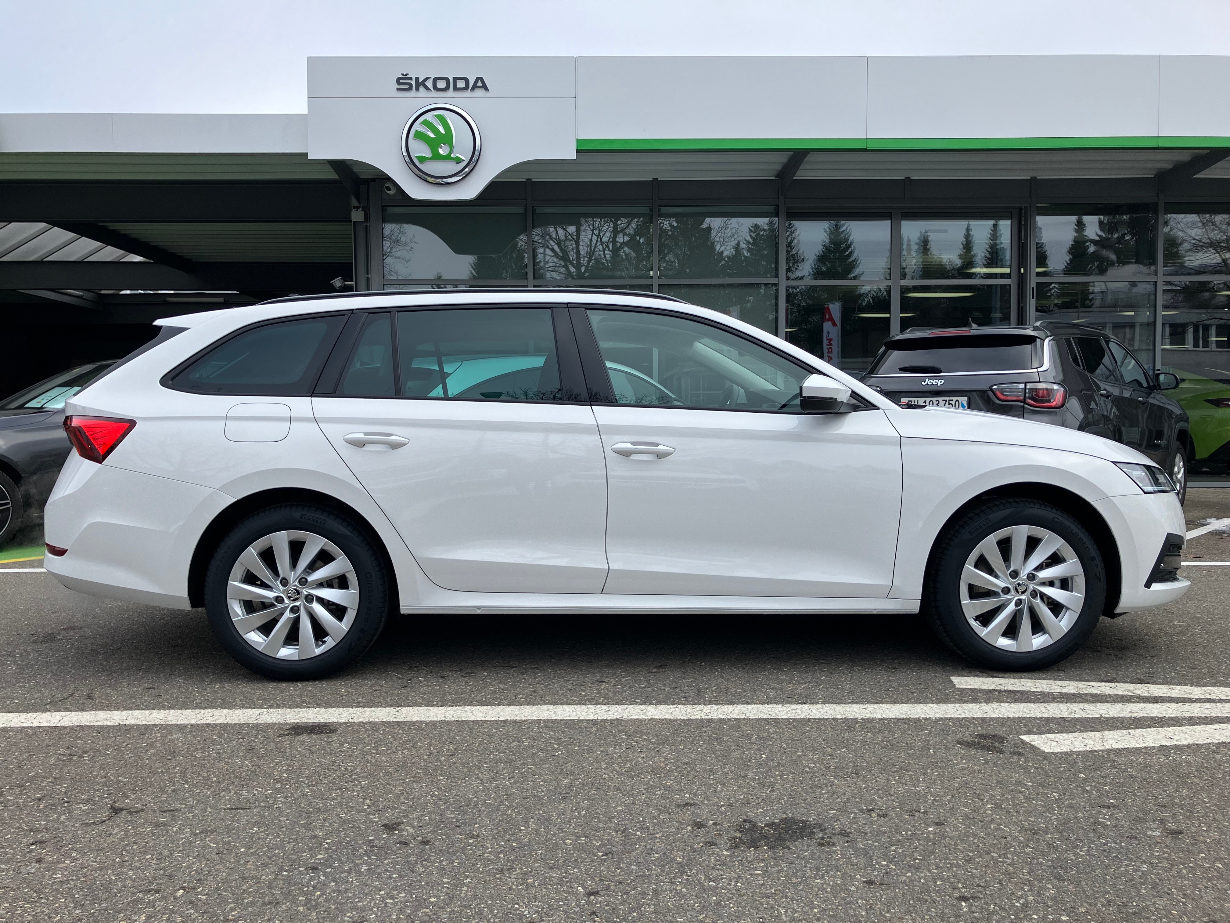 SKODA Octavia Combi 2.0 TSI Ambition DSG 4x4