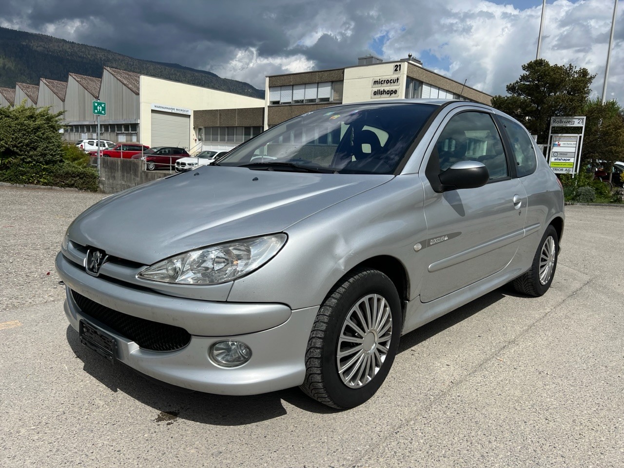 PEUGEOT 206 1.6 16V Quiksilver