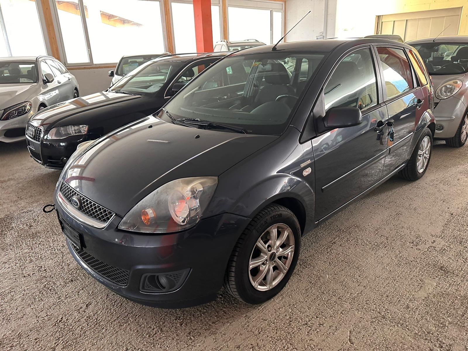 FORD Fiesta 1.6 16V Trend