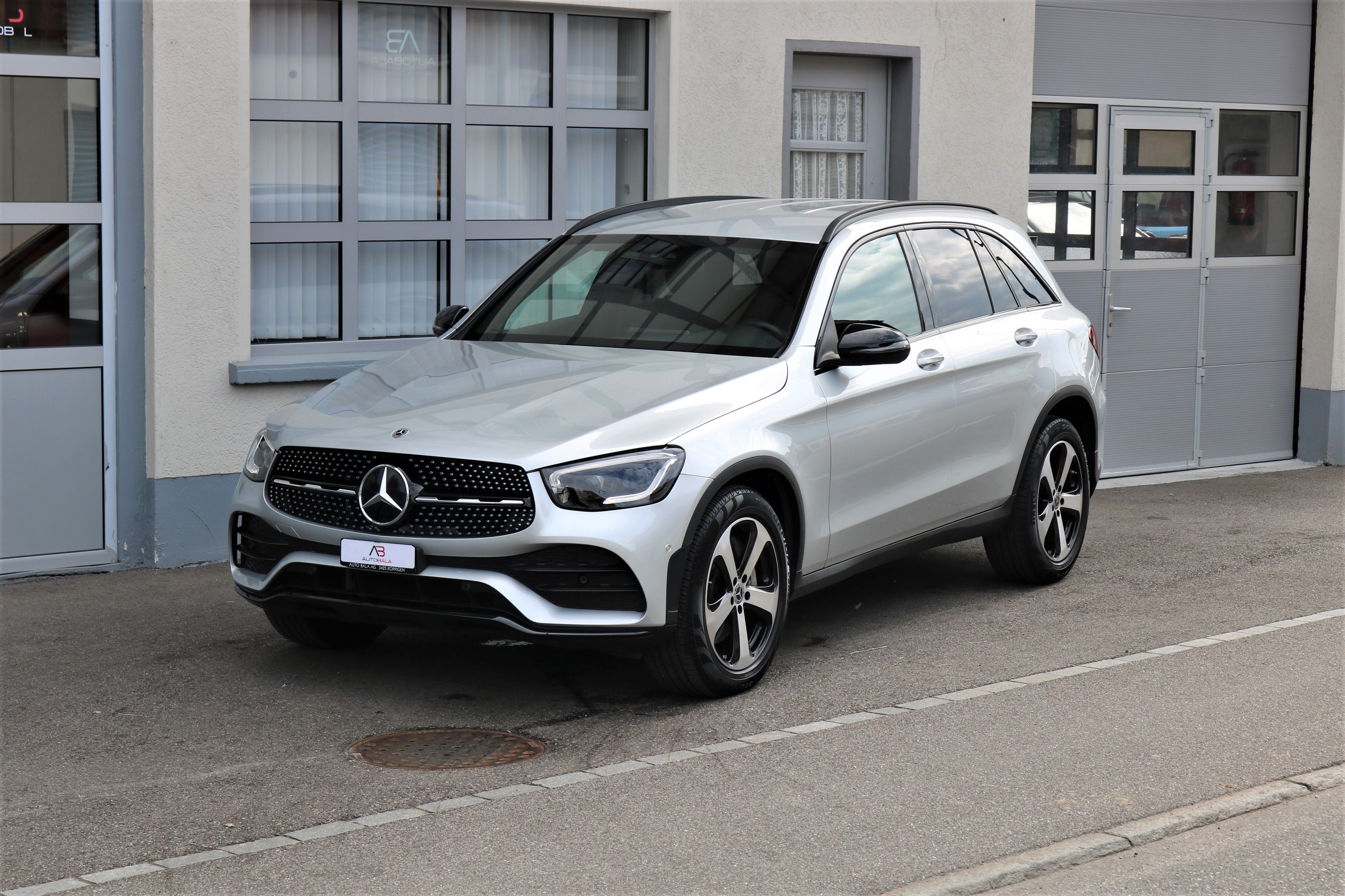 MERCEDES-BENZ GLC 220 d AMG Line 4Matic 9G-Tronic