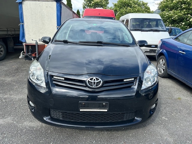 TOYOTA Auris 1.6 Linea Luna