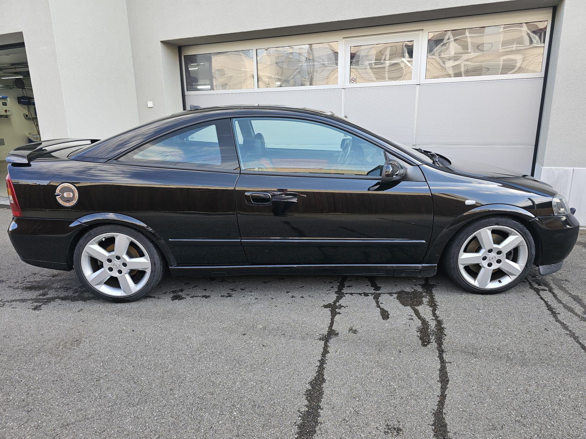 OPEL Astra Coupé 2.0i T Linea Rossa