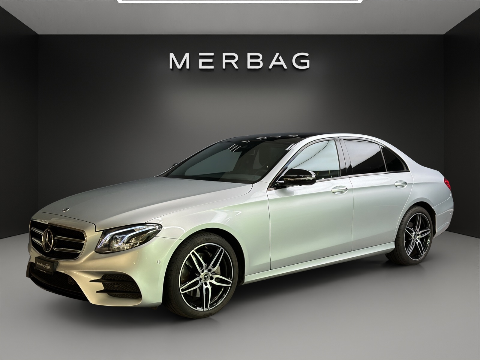 MERCEDES-BENZ E 220 d Swiss Star AMG 4M