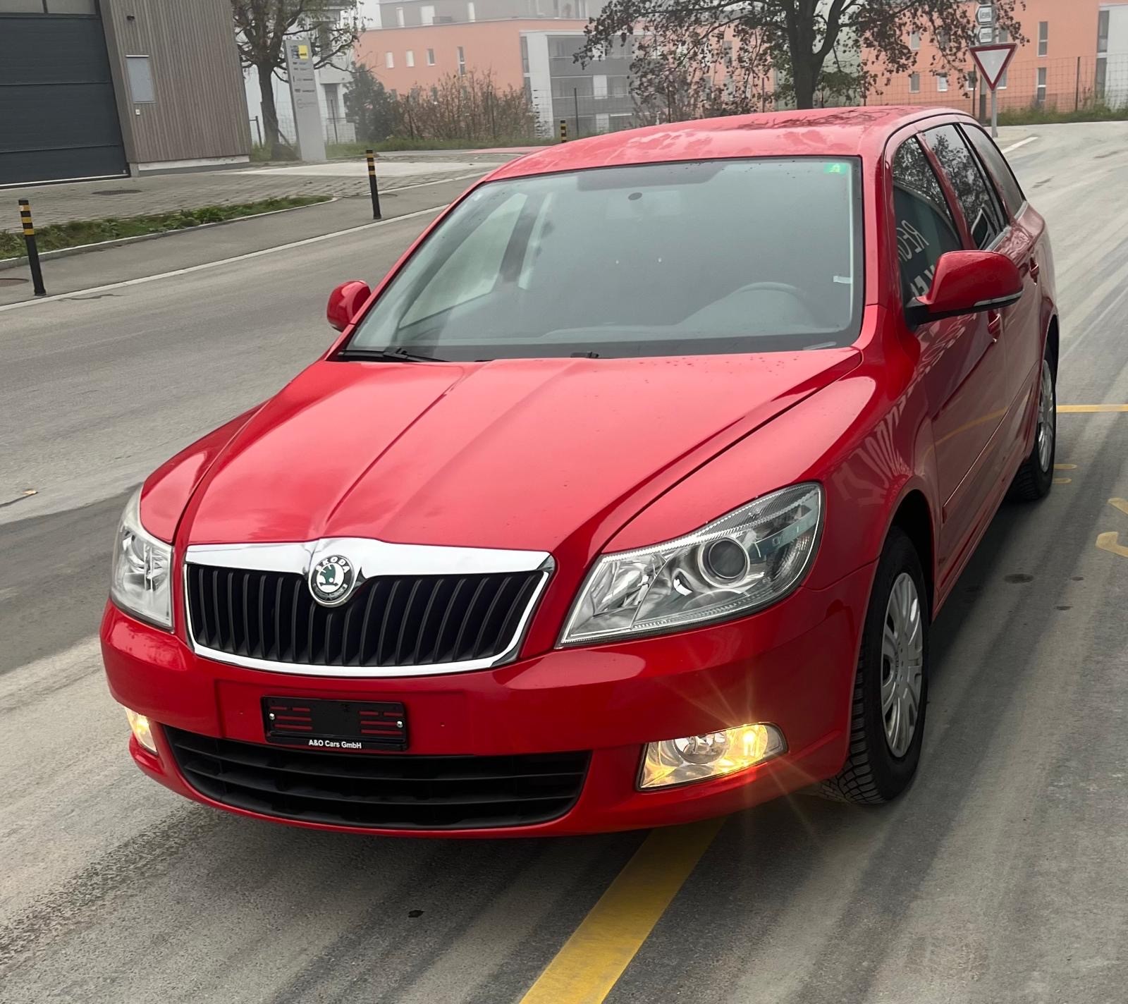 SKODA Octavia Combi 1.4 TSI Elegance DSG