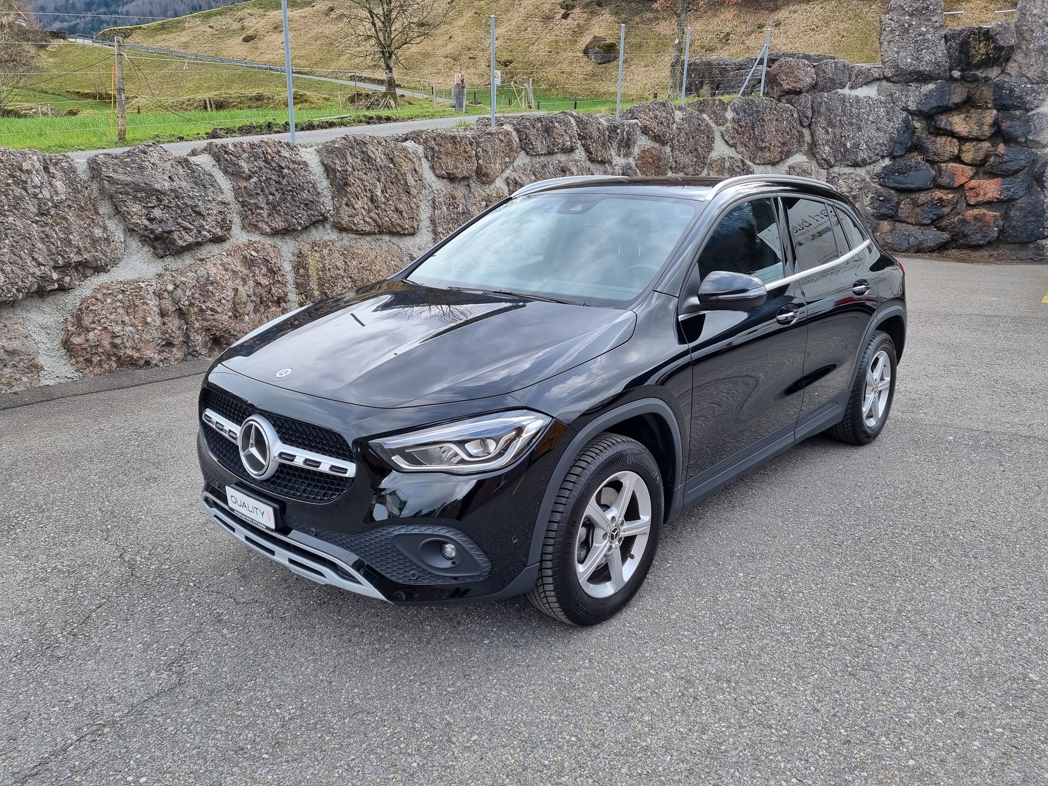 MERCEDES-BENZ GLA 200d Style 8G-DCT