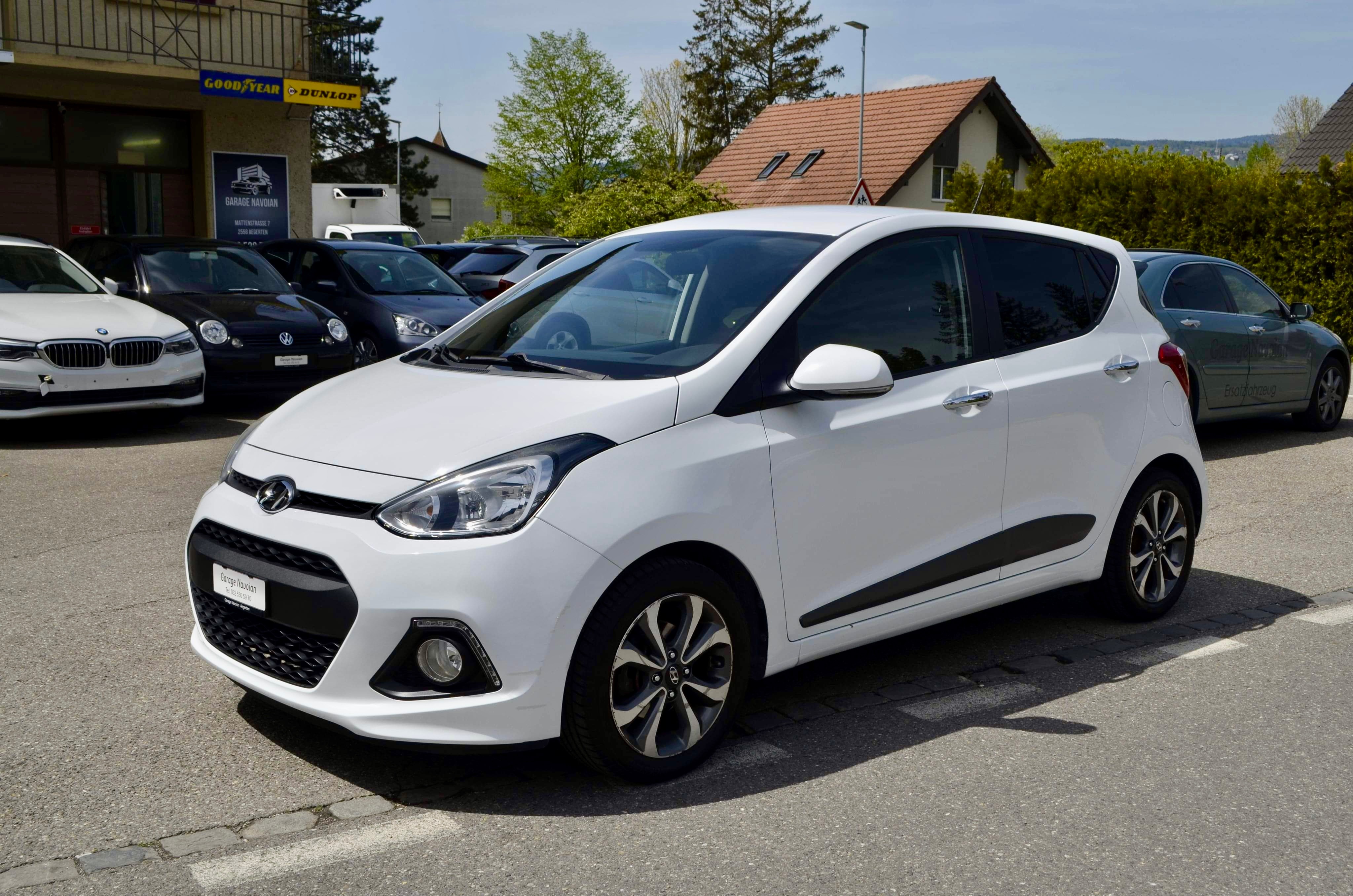 HYUNDAI i10 1.2 Amplia Automatic