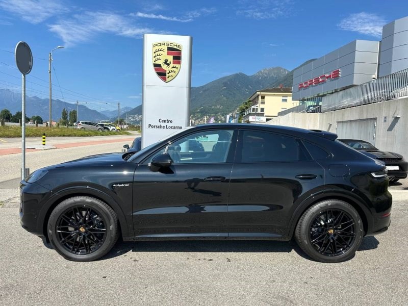 PORSCHE CAYENNE E-HYBRID Coupé