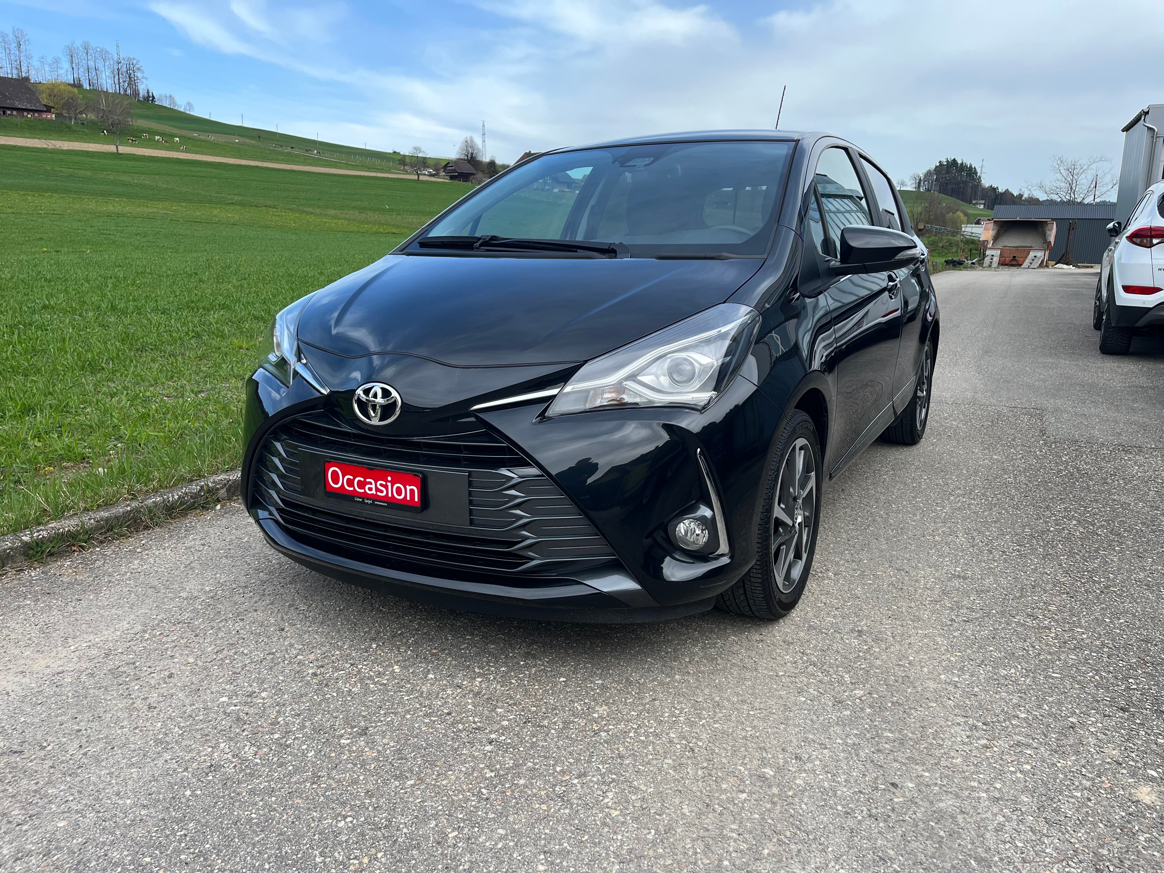 TOYOTA Yaris 1.5 Trend