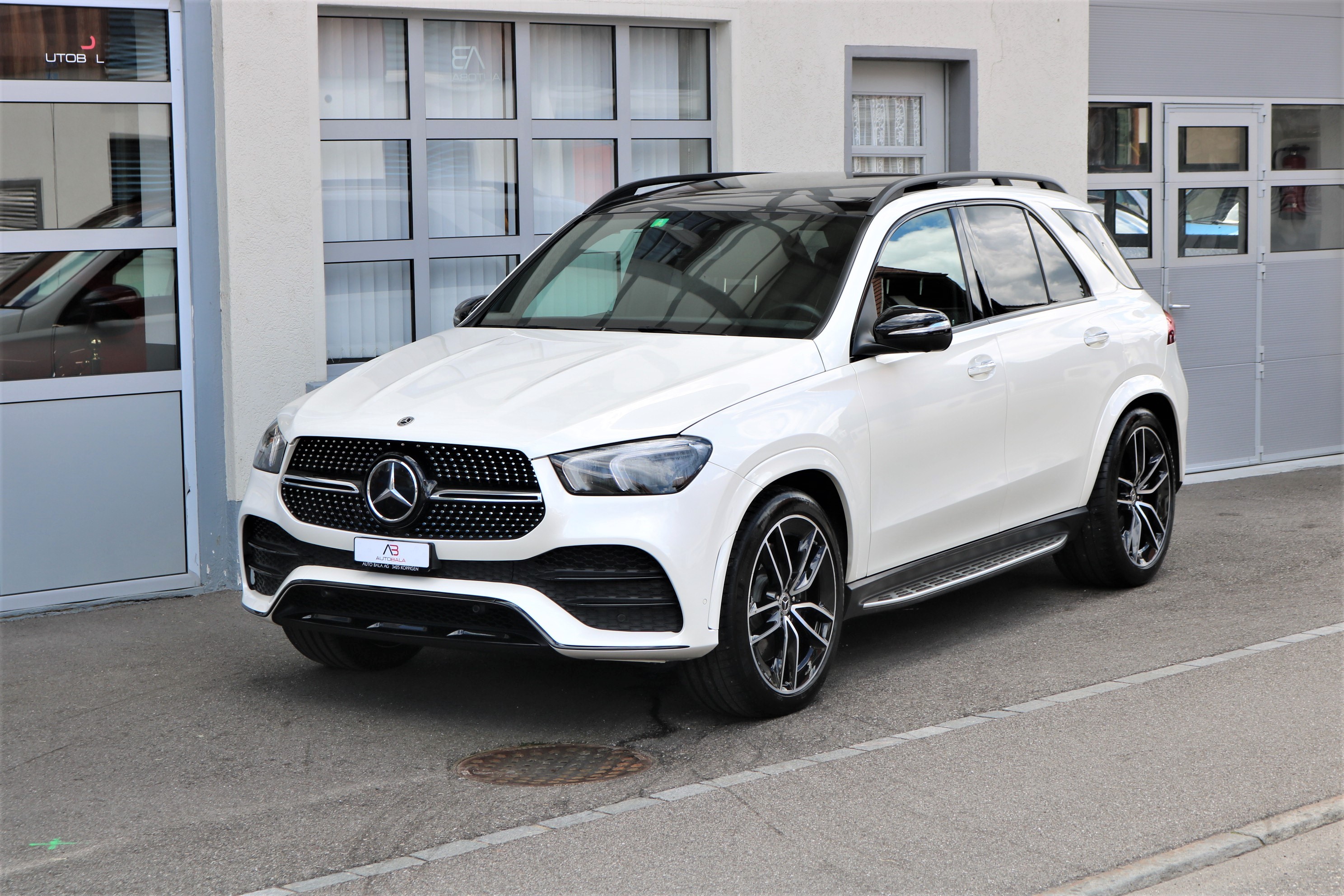 MERCEDES-BENZ GLE 450 4Matic AMG Line 9G-Tronic + 3.5T AHK