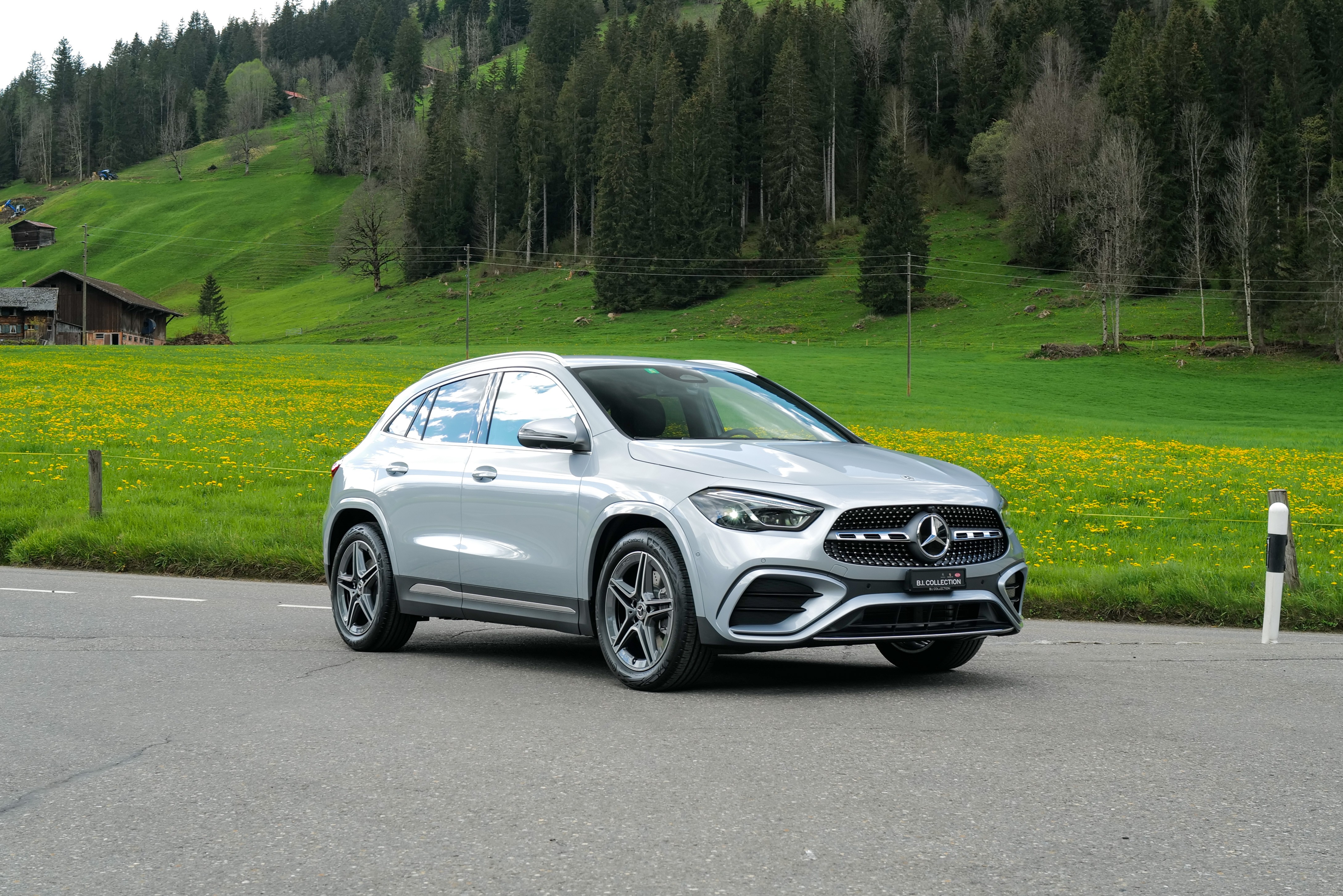 MERCEDES-BENZ GLA 250 4Matic 8G-DCT