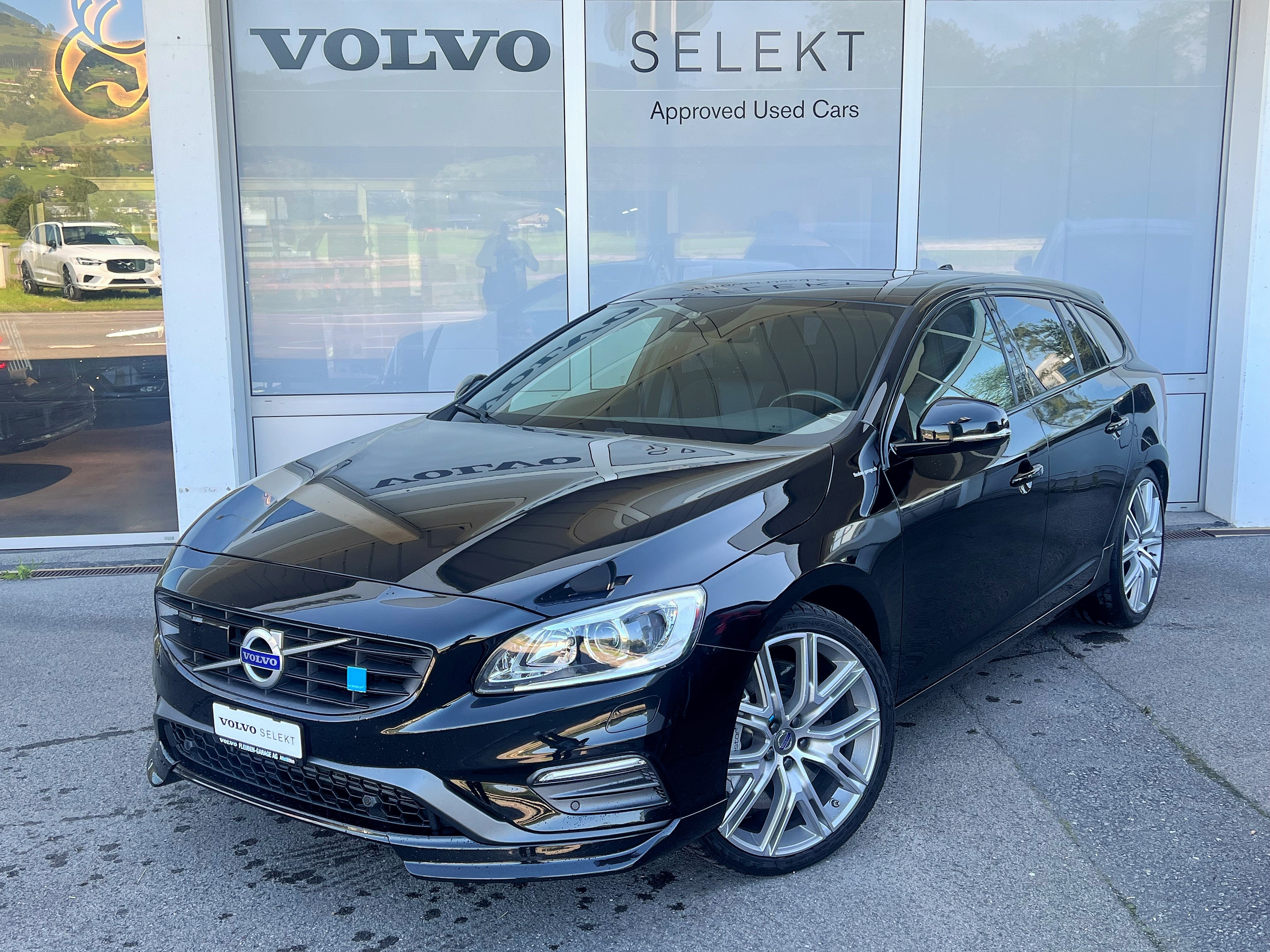 VOLVO V60 T6 AWD Polestar