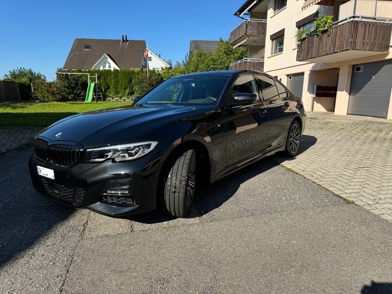 BMW 330e xDrive Pure M Sport Steptronic