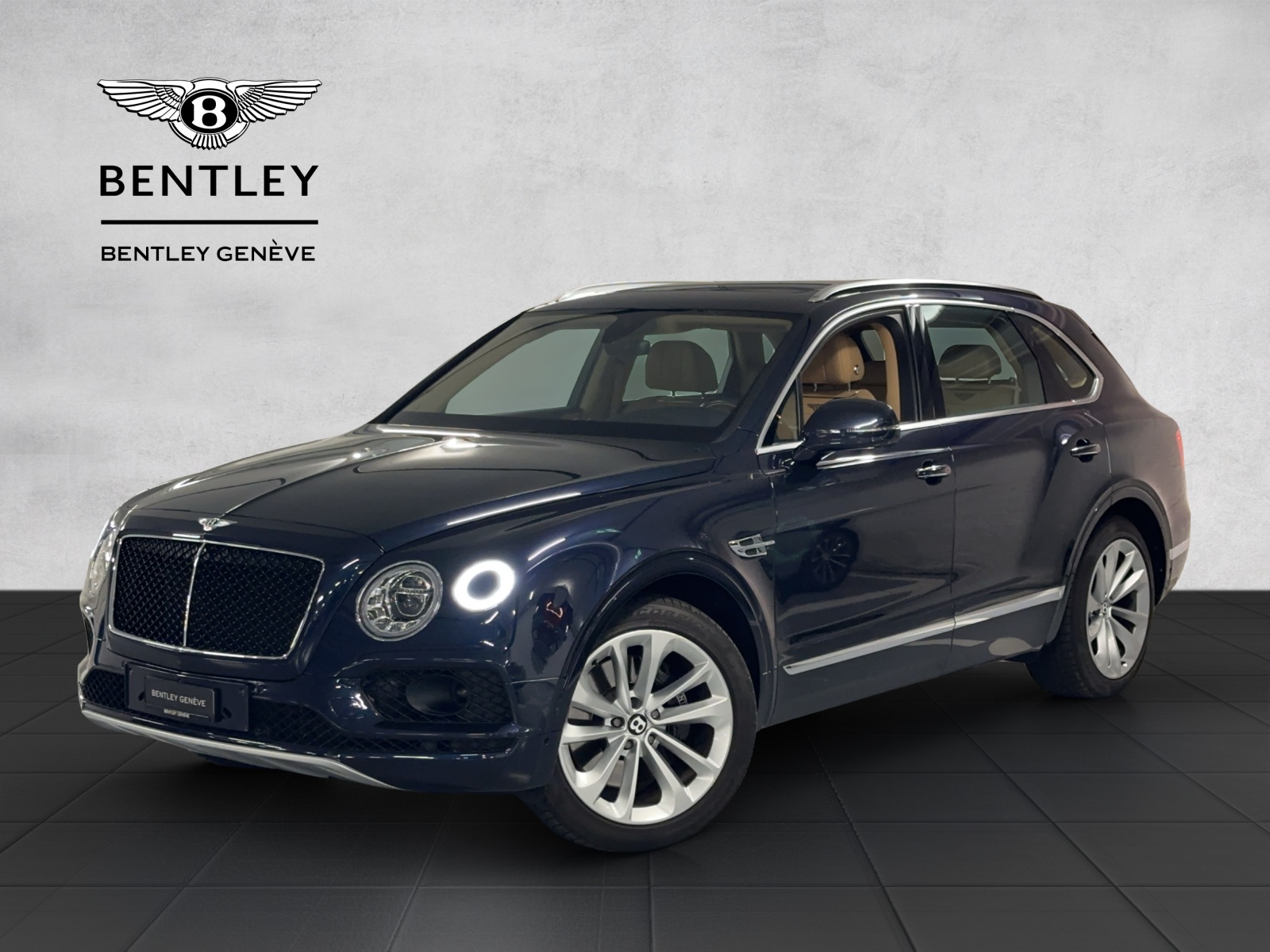 BENTLEY Bentayga V8