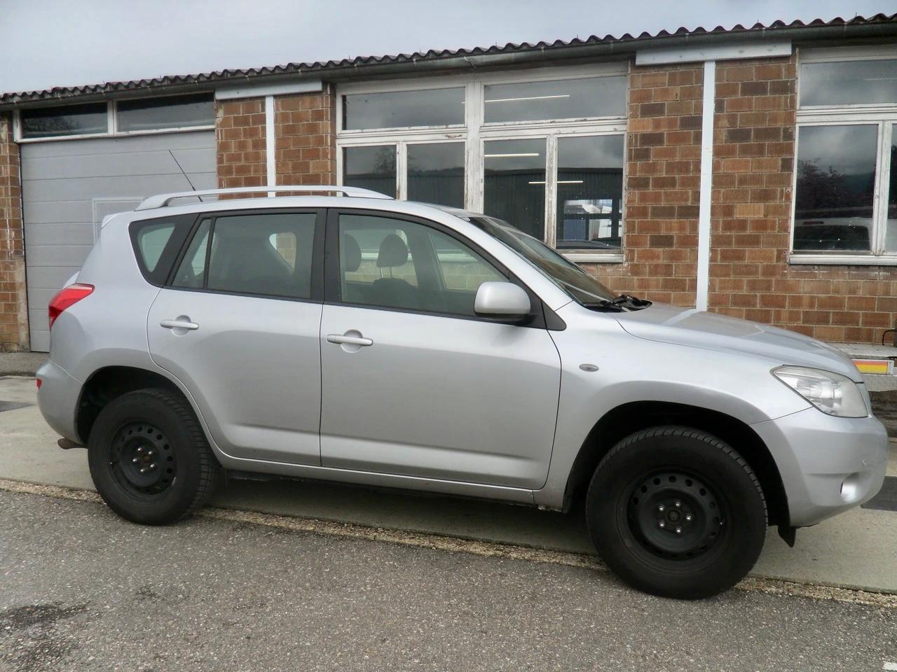 TOYOTA RAV-4 2.0 16V Cross Sport Automatic