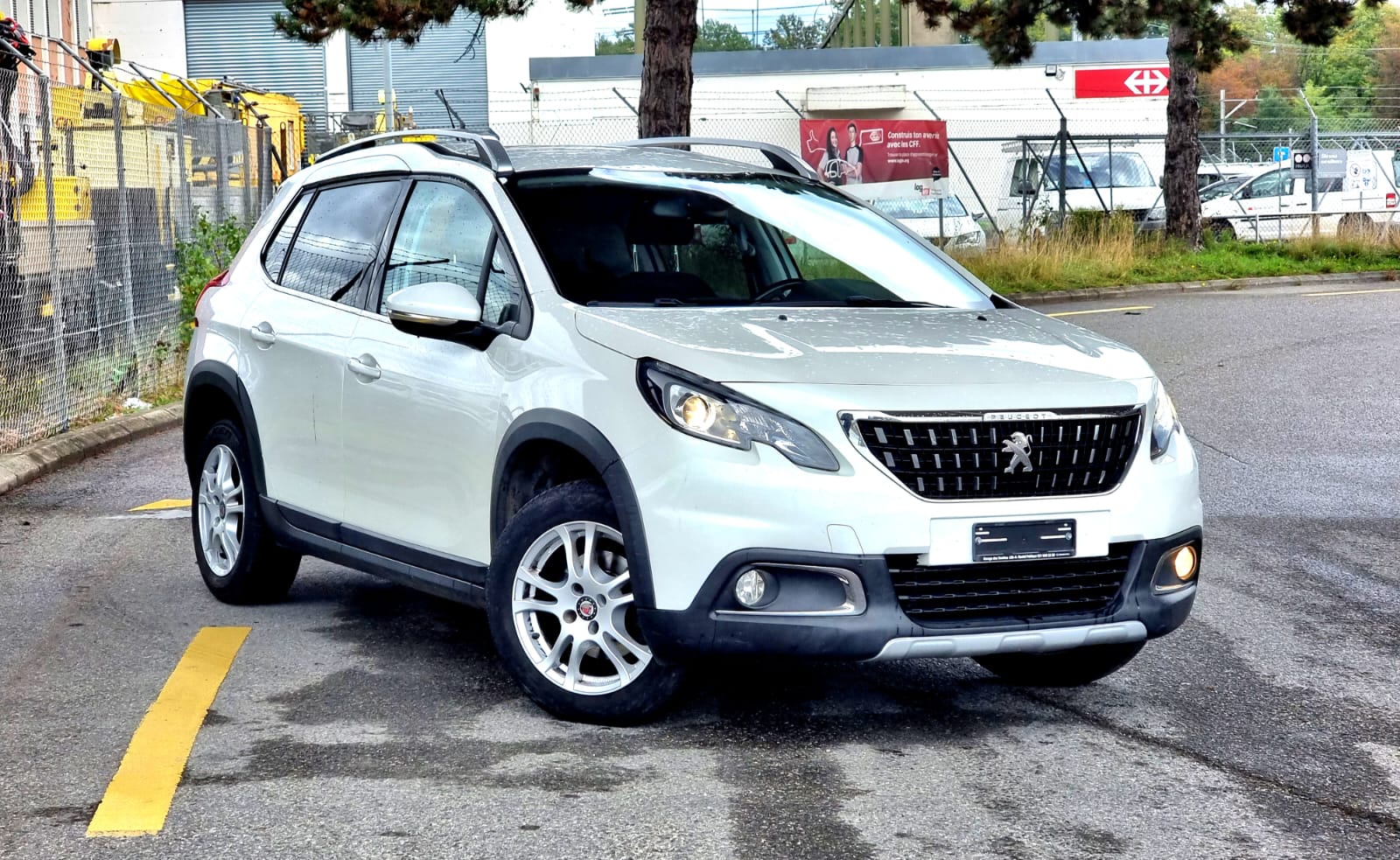 PEUGEOT 2008 1.2 PureTech Active EAT6