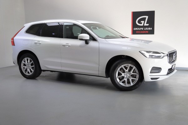 VOLVO XC60 D4 AWD Momentum