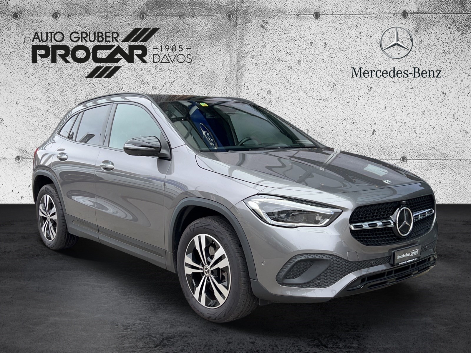 MERCEDES-BENZ GLA 250 Progressive4Matic