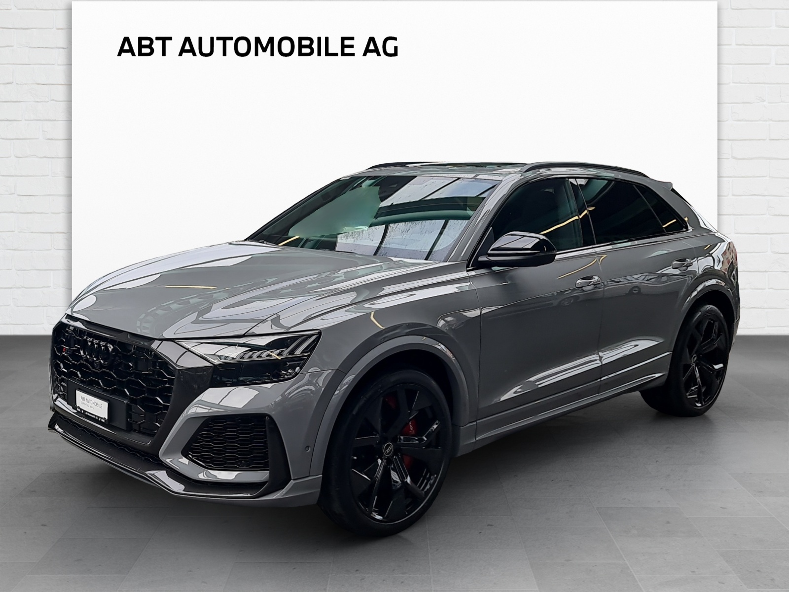 AUDI RSQ8 quattro