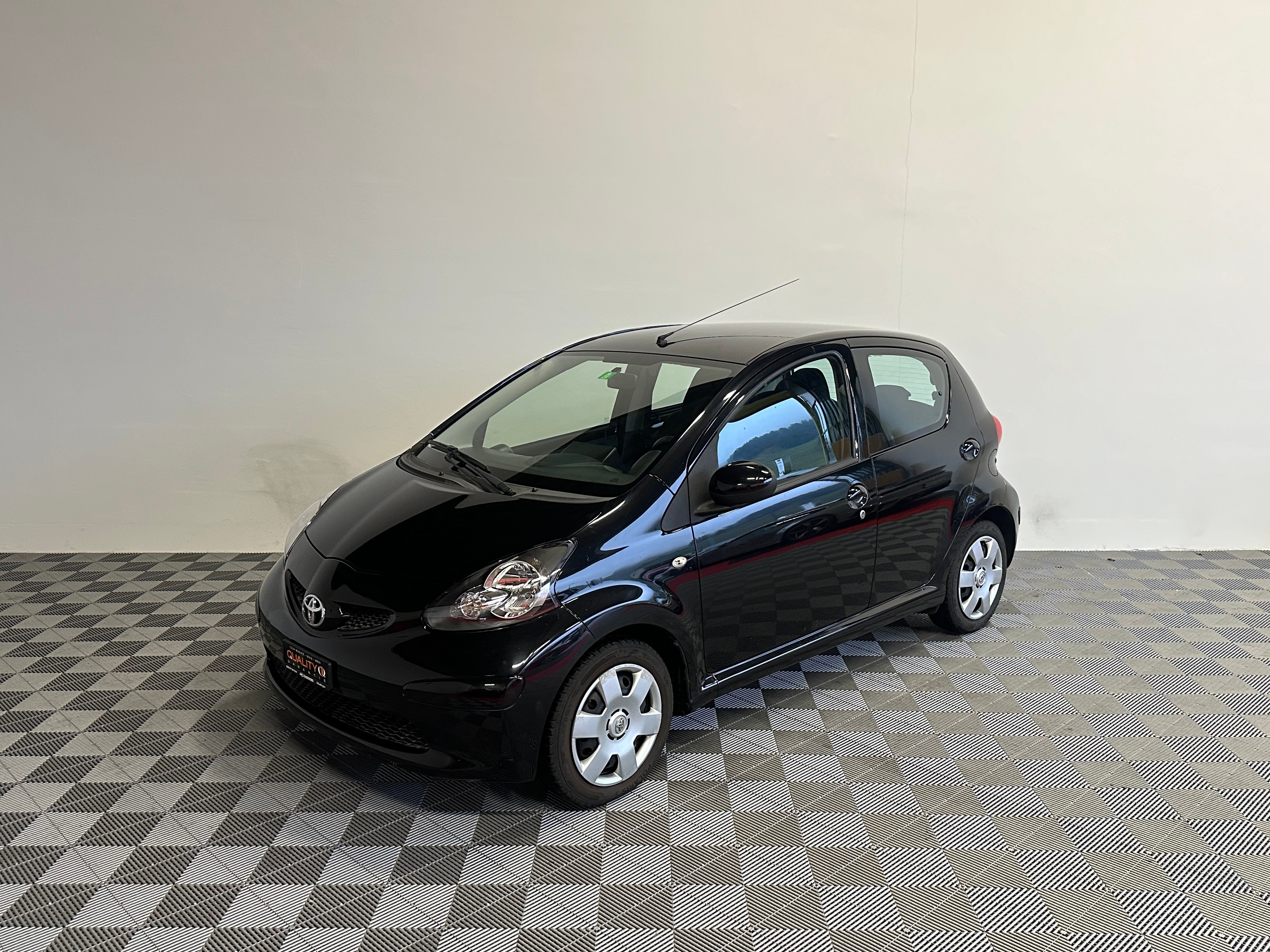 TOYOTA Aygo 1.0 Linea Sol