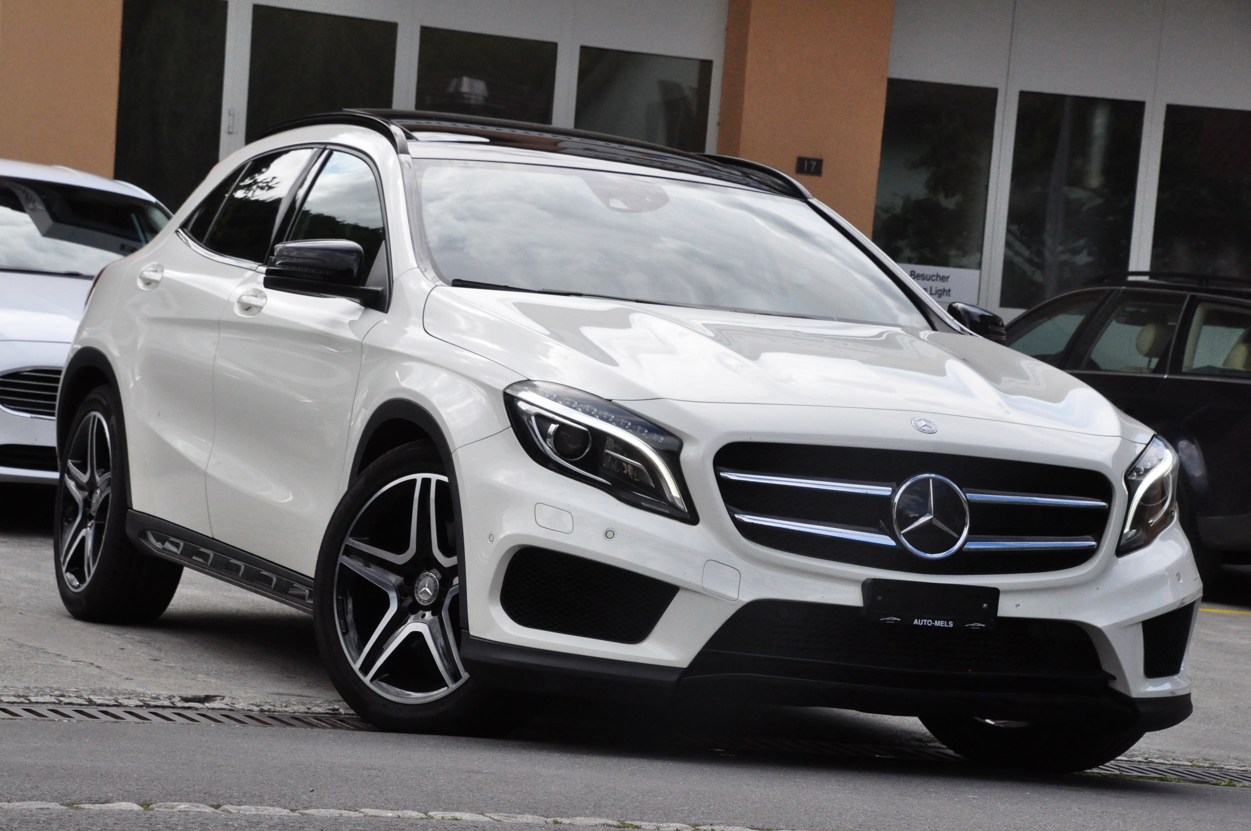 MERCEDES-BENZ GLA 250 AMG Line 4Matic 7G-DCT