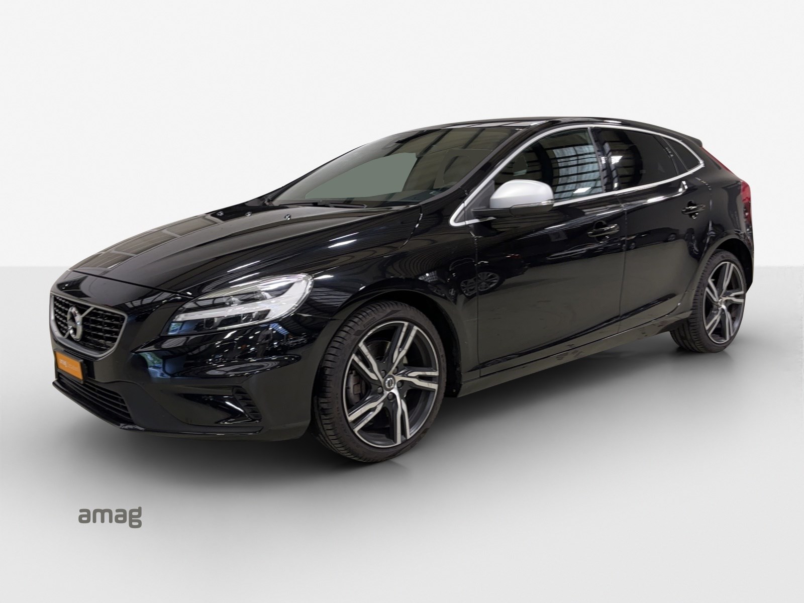 VOLVO V40 D2 Momentum R-Design Geartronic