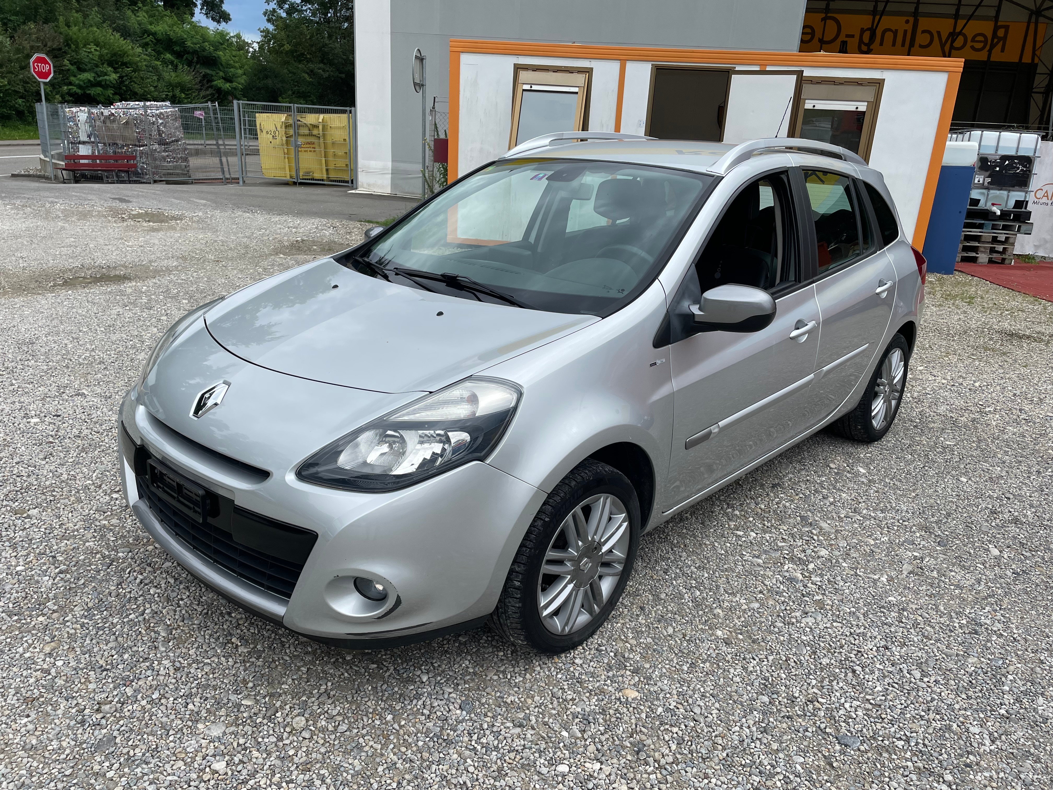 RENAULT Clio Grandtour 1.2 16V Turbo Night&Day