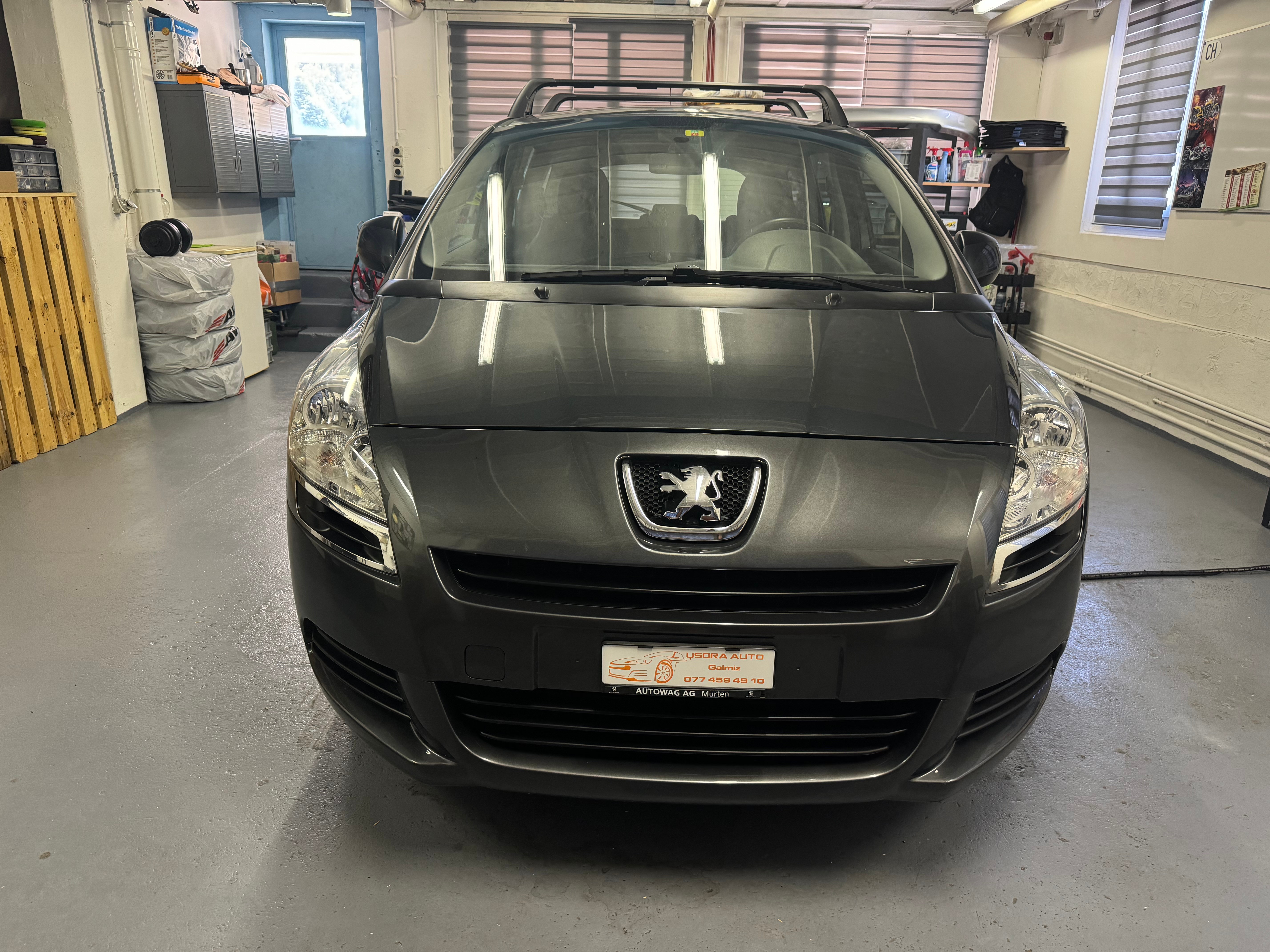 PEUGEOT 5008 1.6 16V VTI Sport