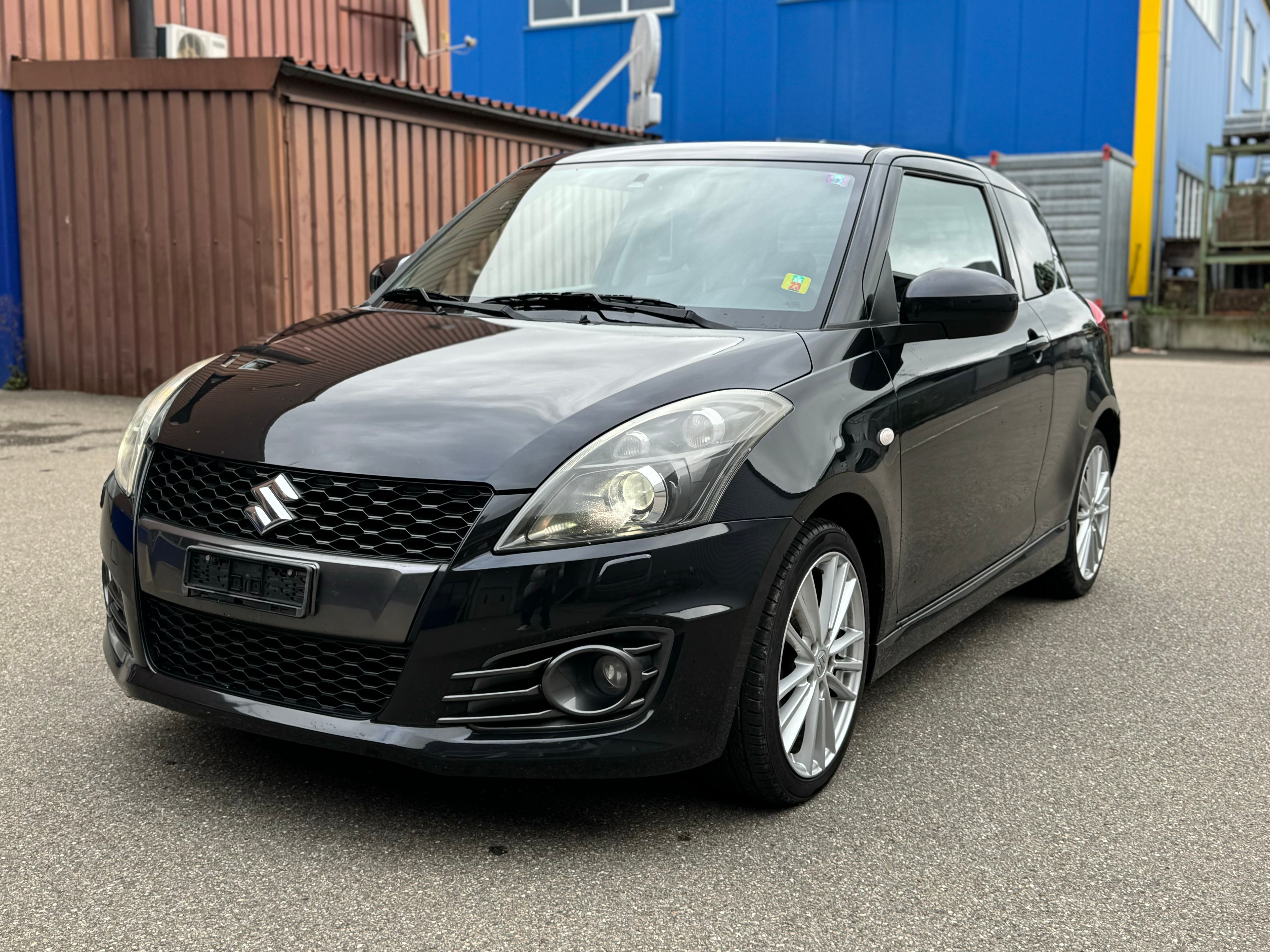 SUZUKI Swift 1.6i 16V Sport