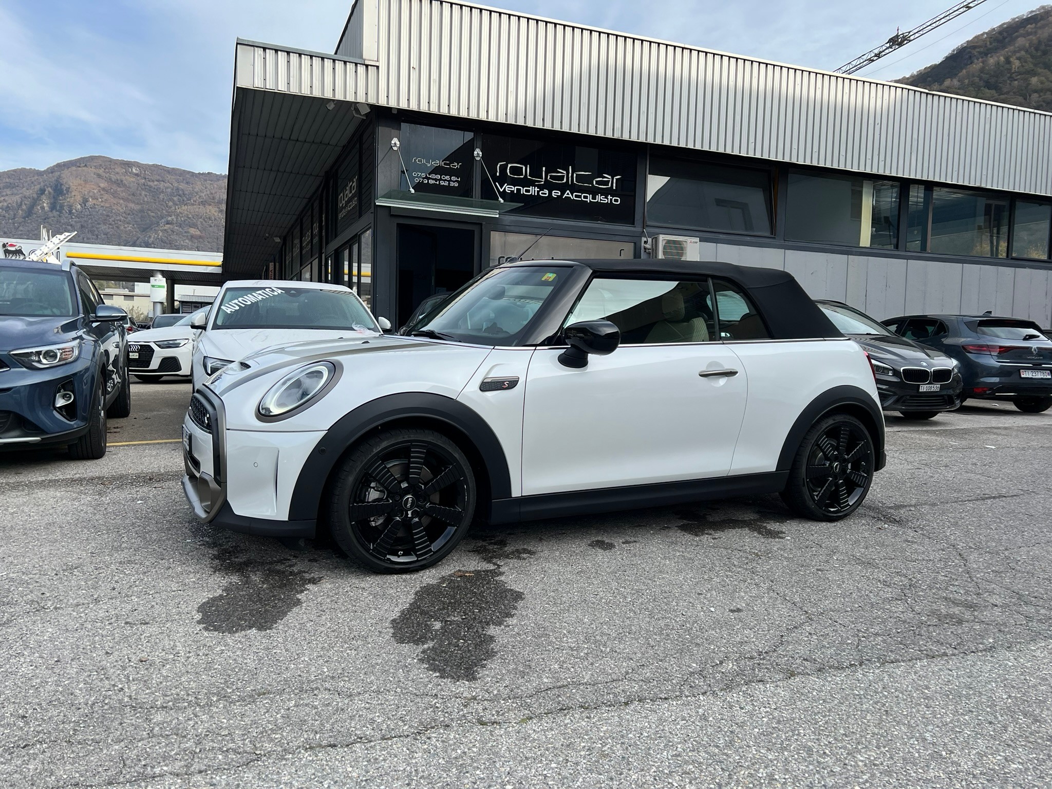 MINI Mini Cabrio Cooper S Resolute Edition DKG