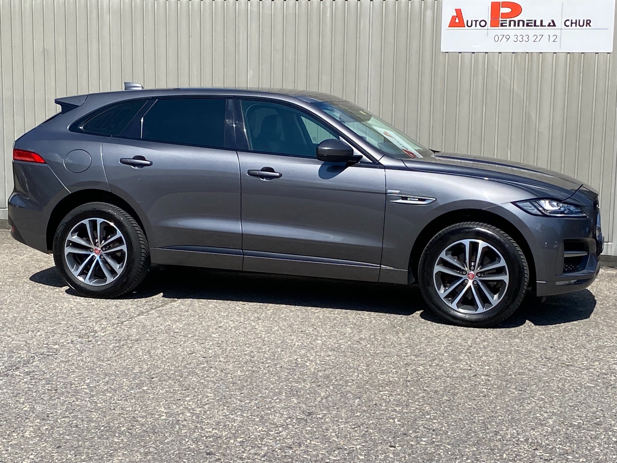 JAGUAR F-Pace 3.0 V6 Pure AWD Automatik