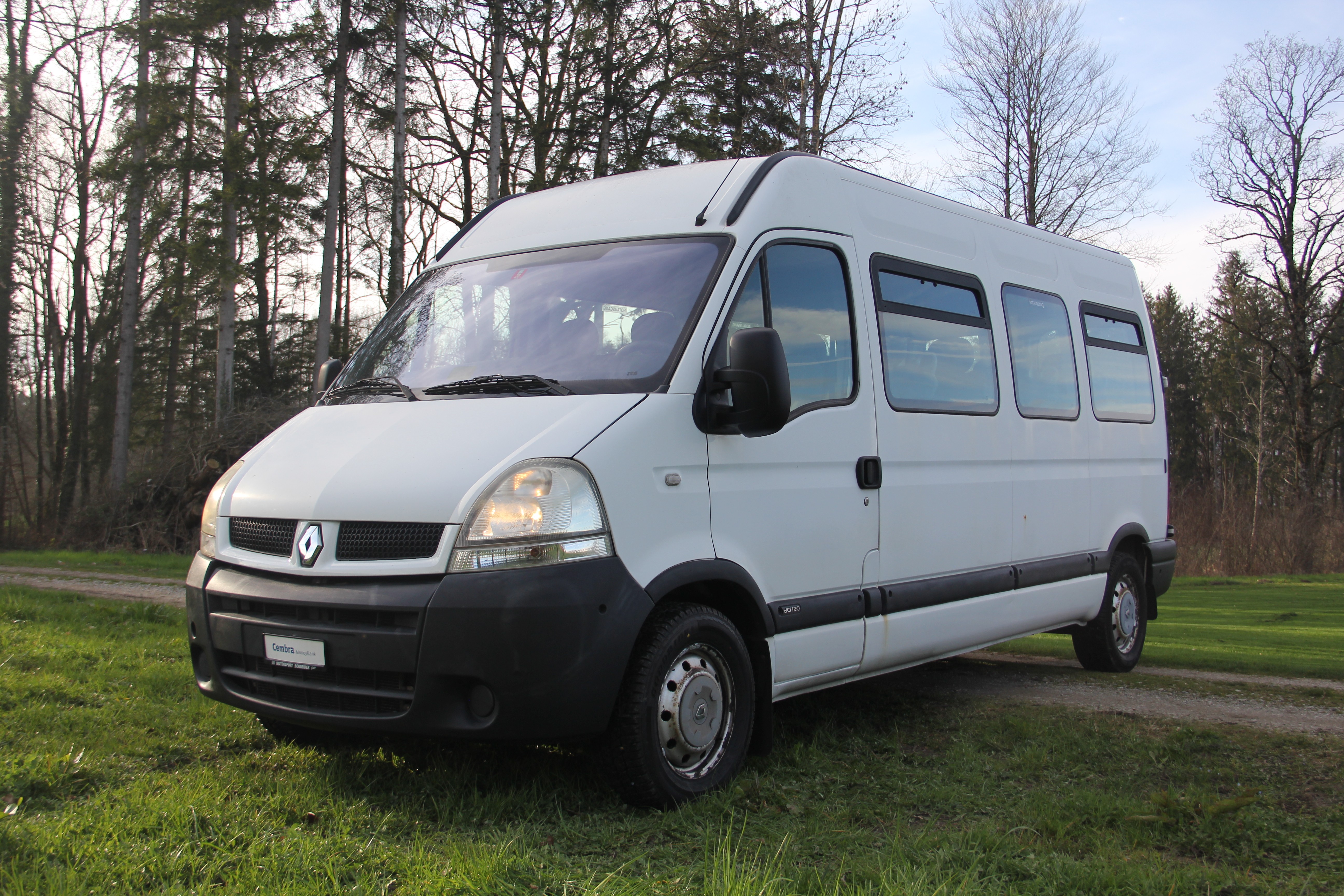 RENAULT Master T35 2.5dCi 2FC13U