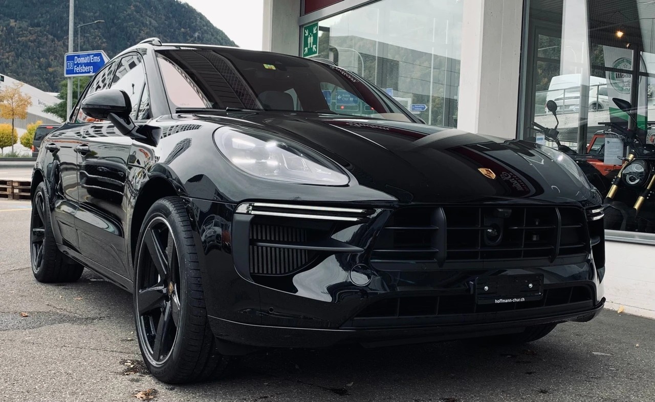 PORSCHE Macan Turbo PDK