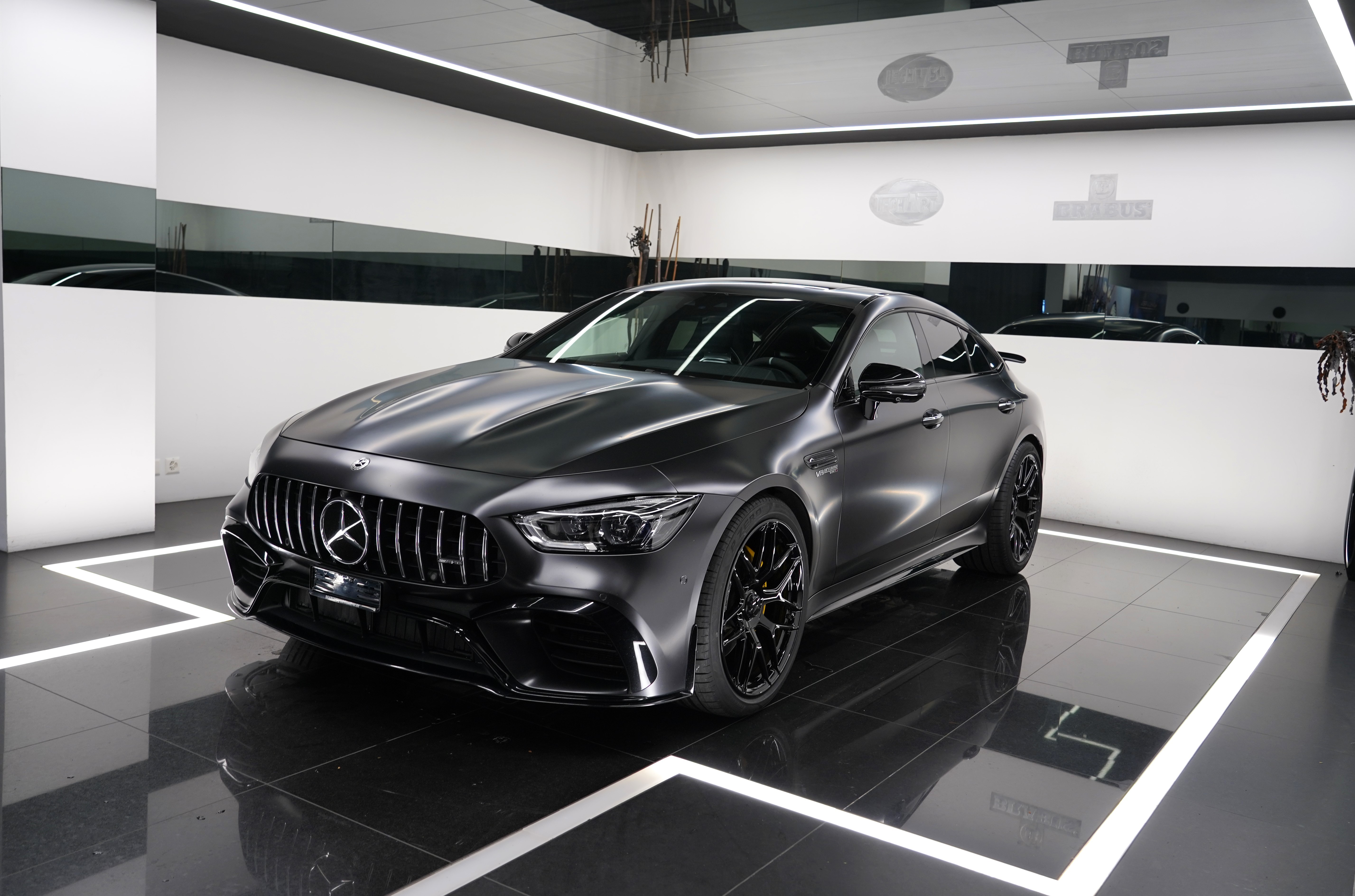 MERCEDES-BENZ AMG GT 4 63 S 4Matic+