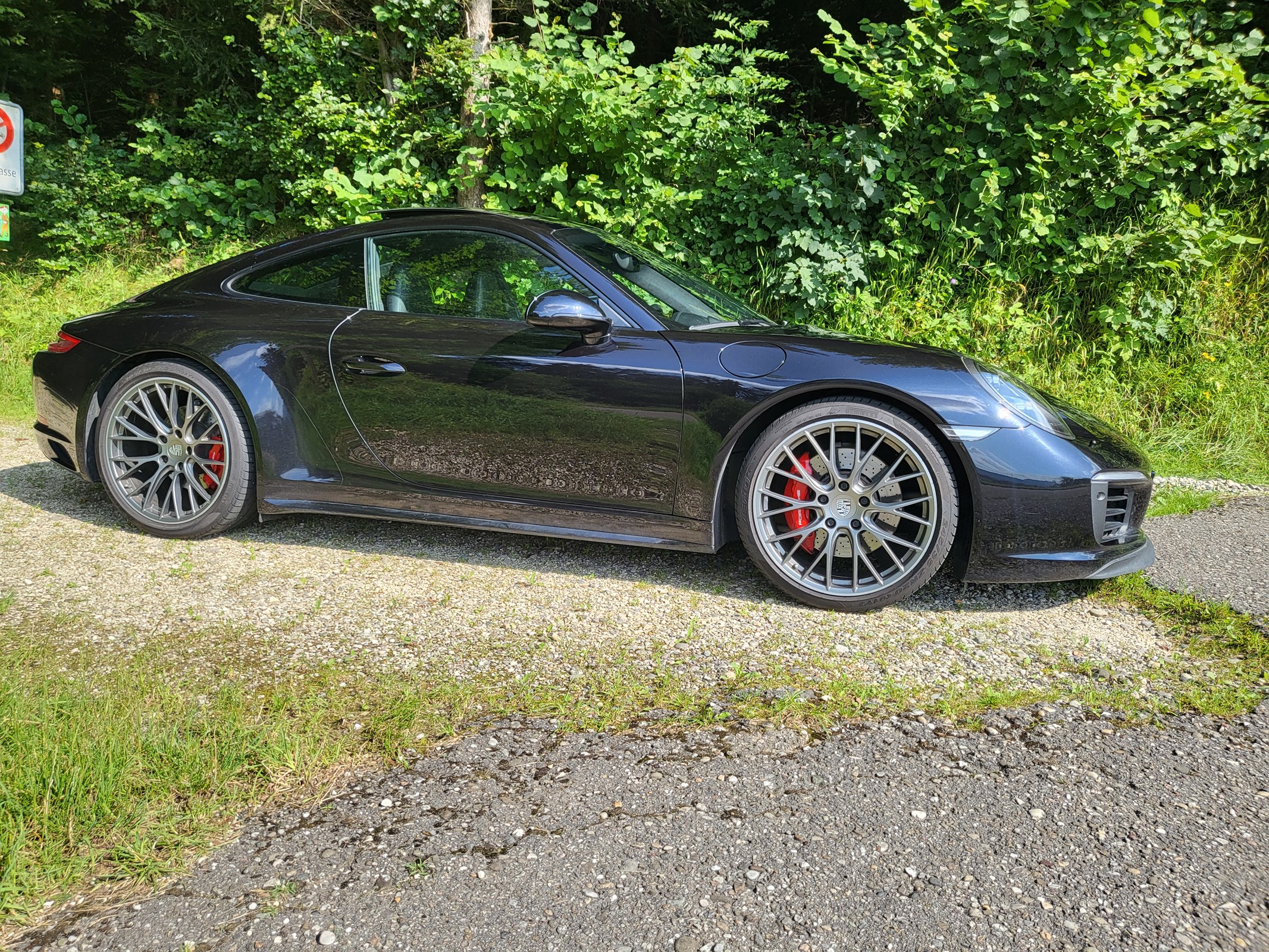 PORSCHE 911 Carrera 4S