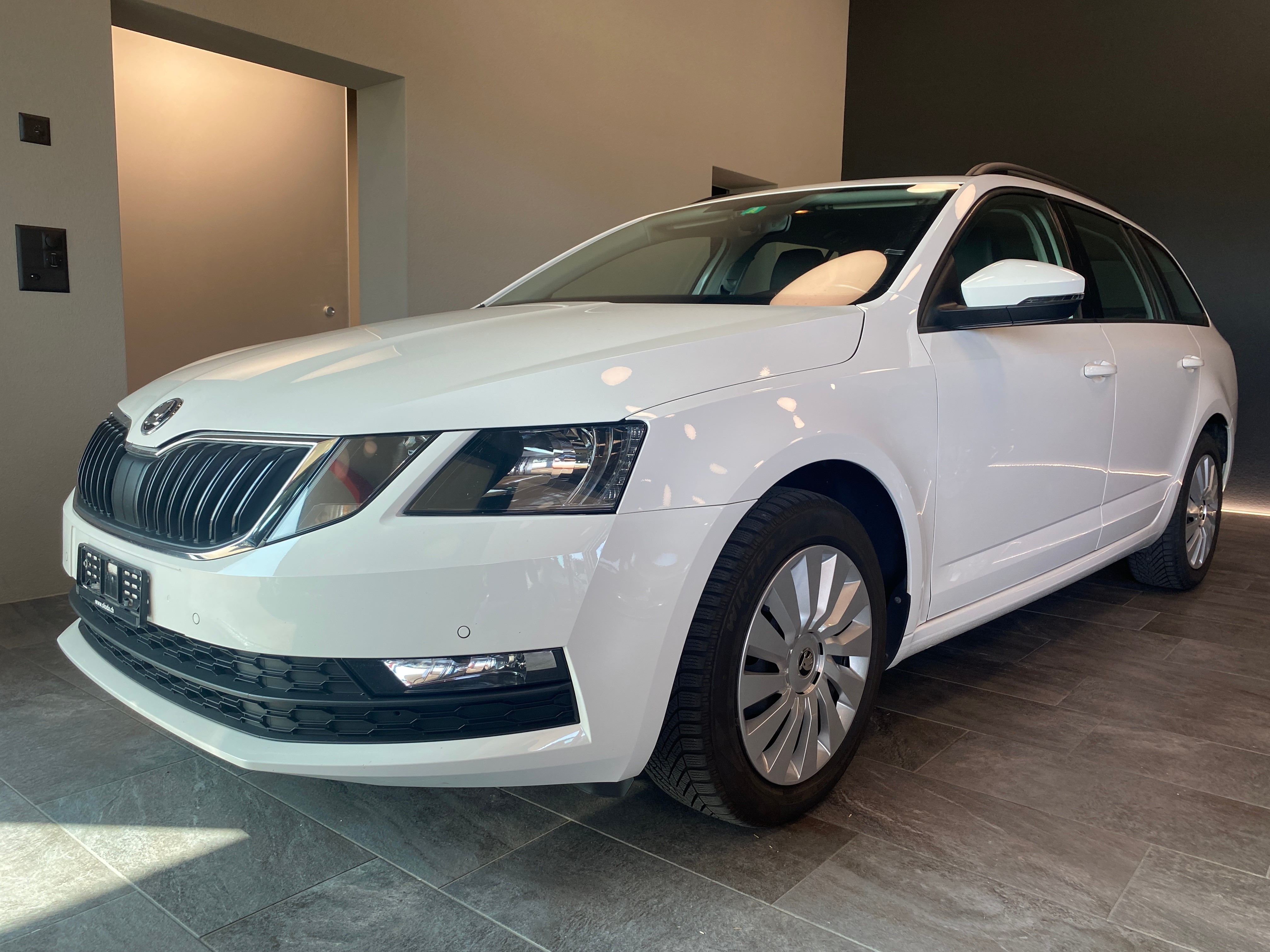 SKODA Octavia Combi 2.0 TDI Ambition DSG